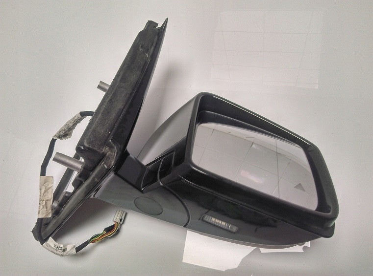 MERCEDES W251 LUSTERKO PRAWE LIFT R-KLASA 17PIN Typ samochodu Samochody osobowe