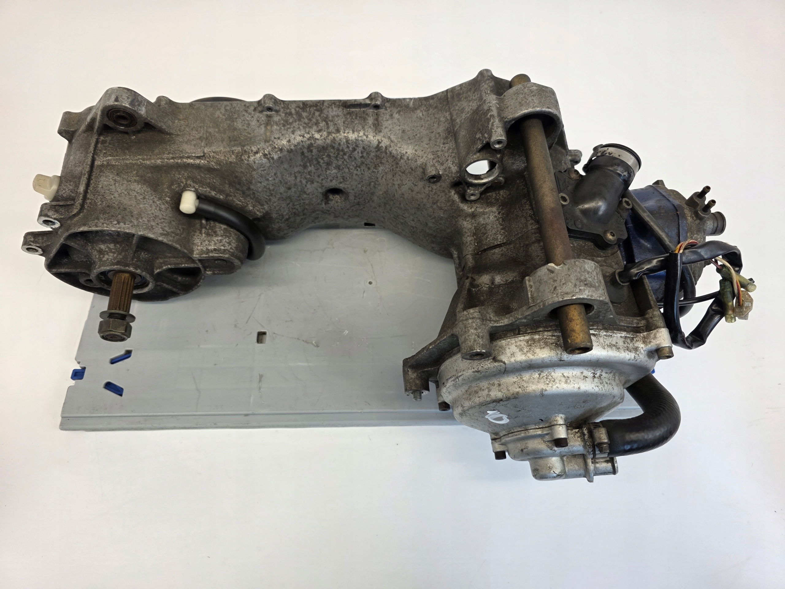 Yamaha aerox 50 LC silnik kartery wał cylinder