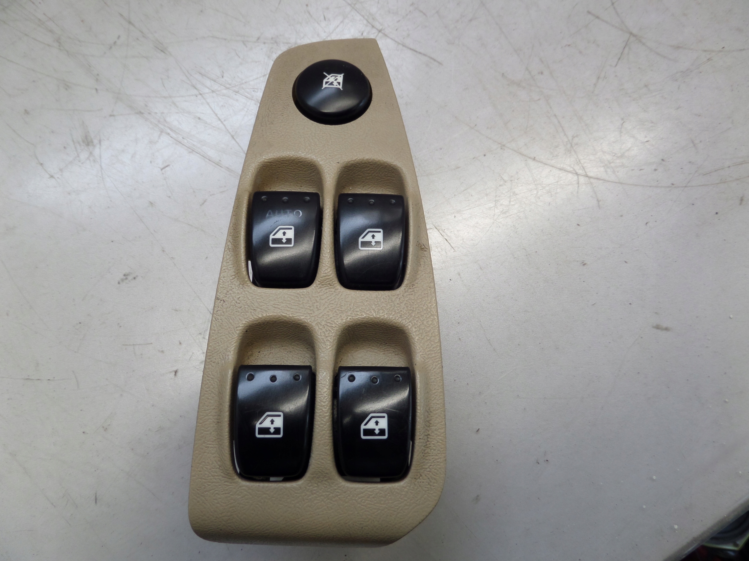 BRILLIANCE BS6 PANEL window control switch 03194000
