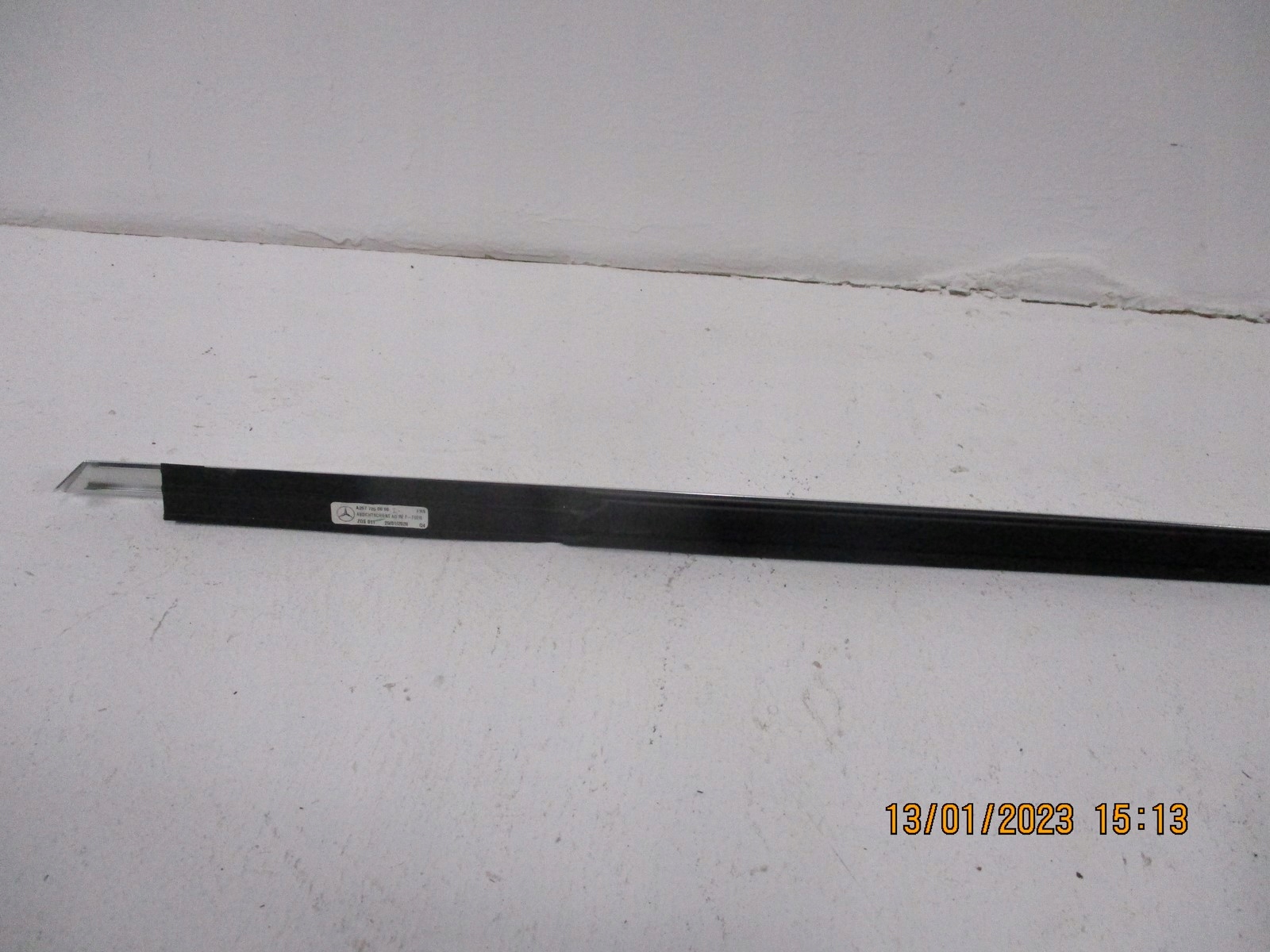 moulding dust MERCEDES CLS A257 A2577250600