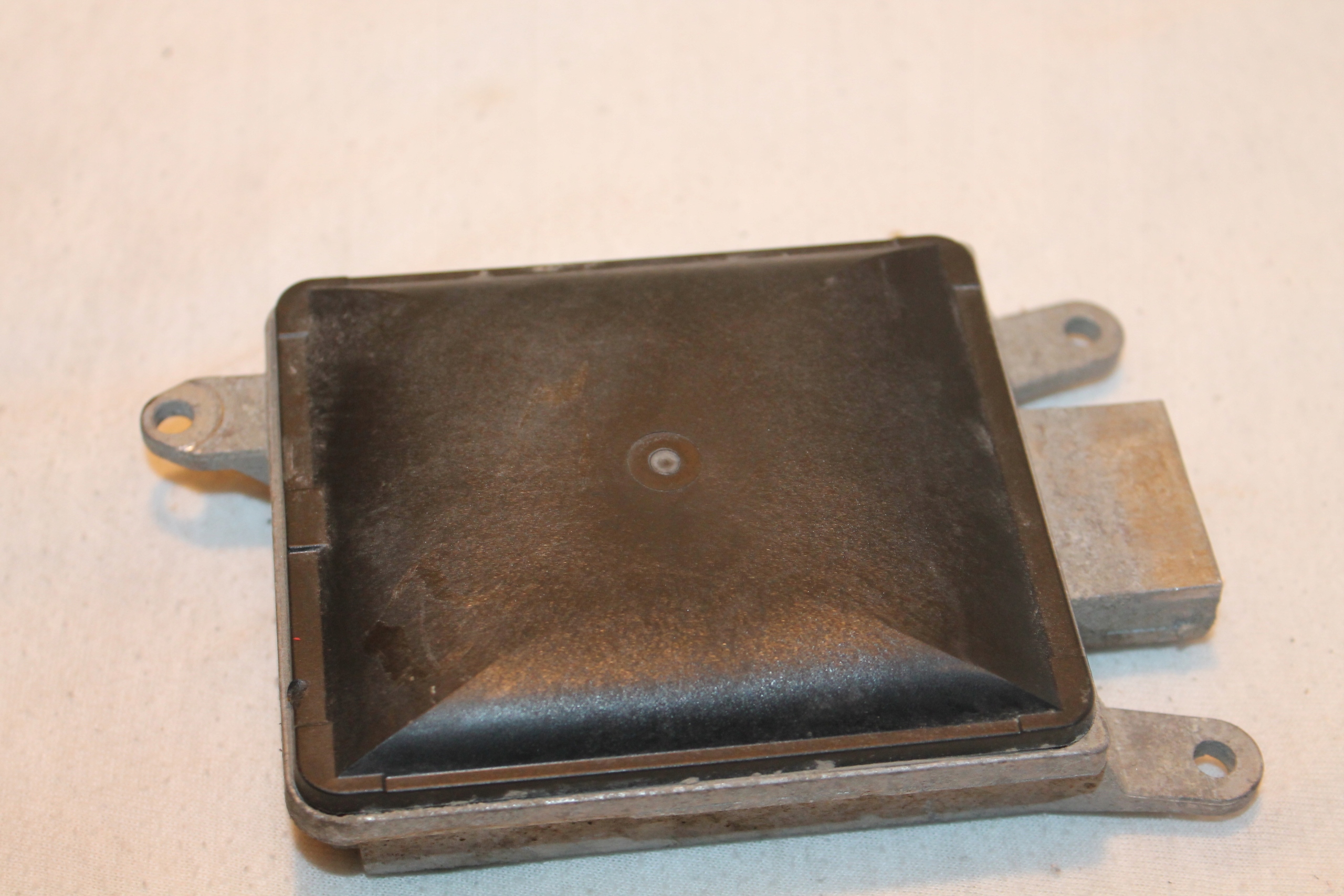 3AA907566D - Радар VW GOLF AUDI PASSAT B7 CC асистент смуги руху