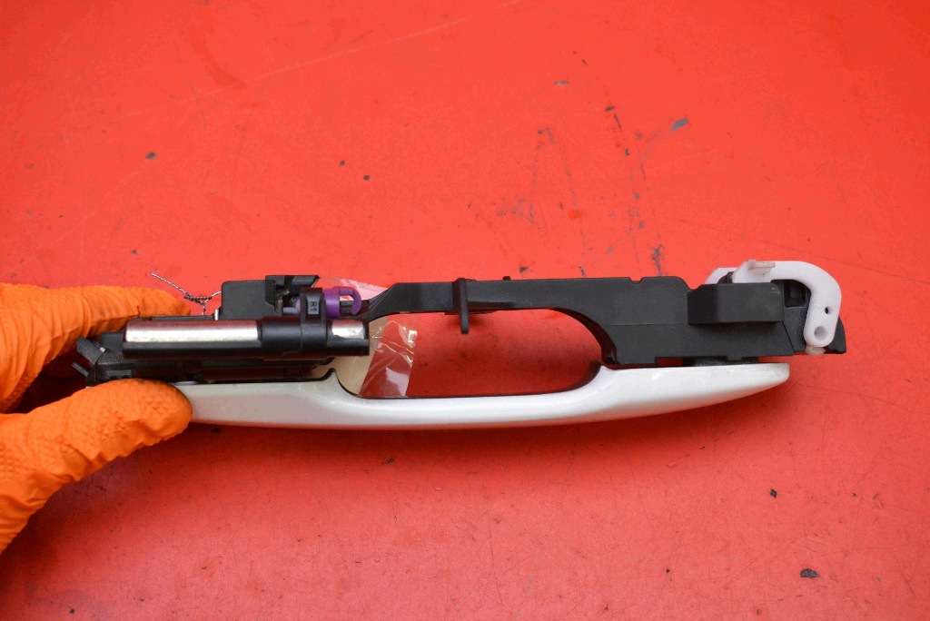 handle right front front 040 TOYOTA COROLLA E21 18-25