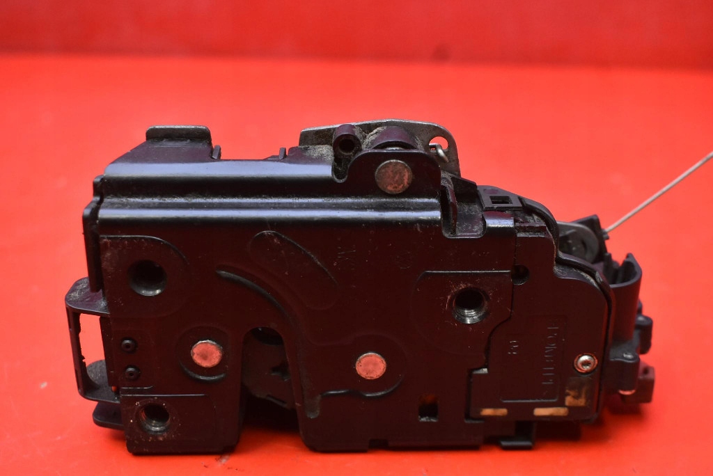 lock door left front front EU VW GOLF 5 V KOMBI 03-09