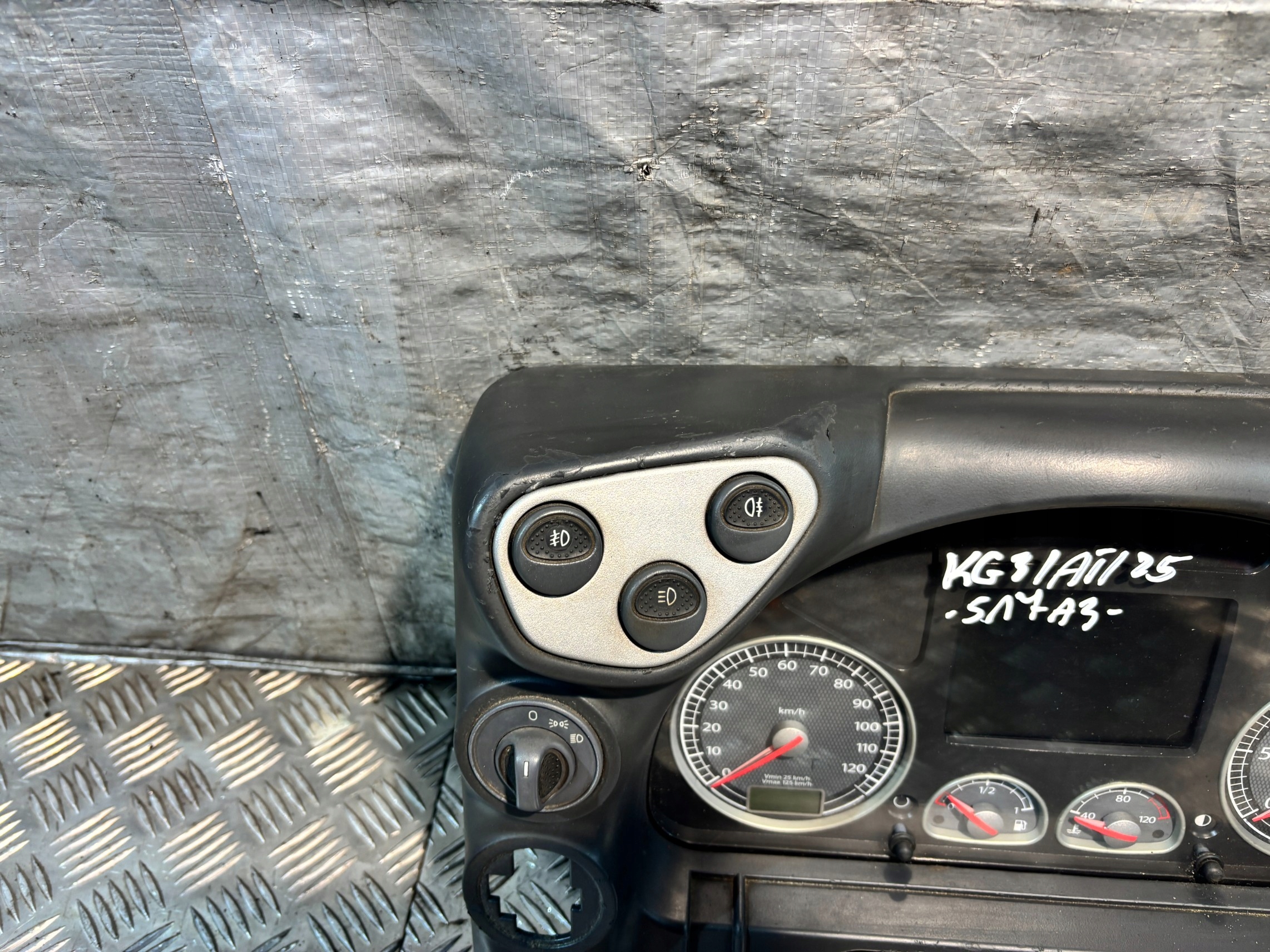 dials dials Iveco 504276236