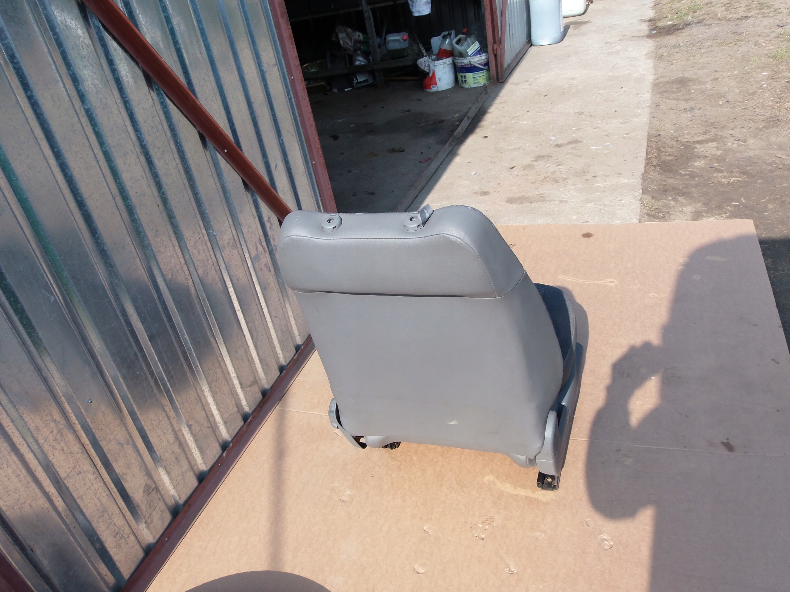 кресло правый перед opel CORSA C 5 Двери