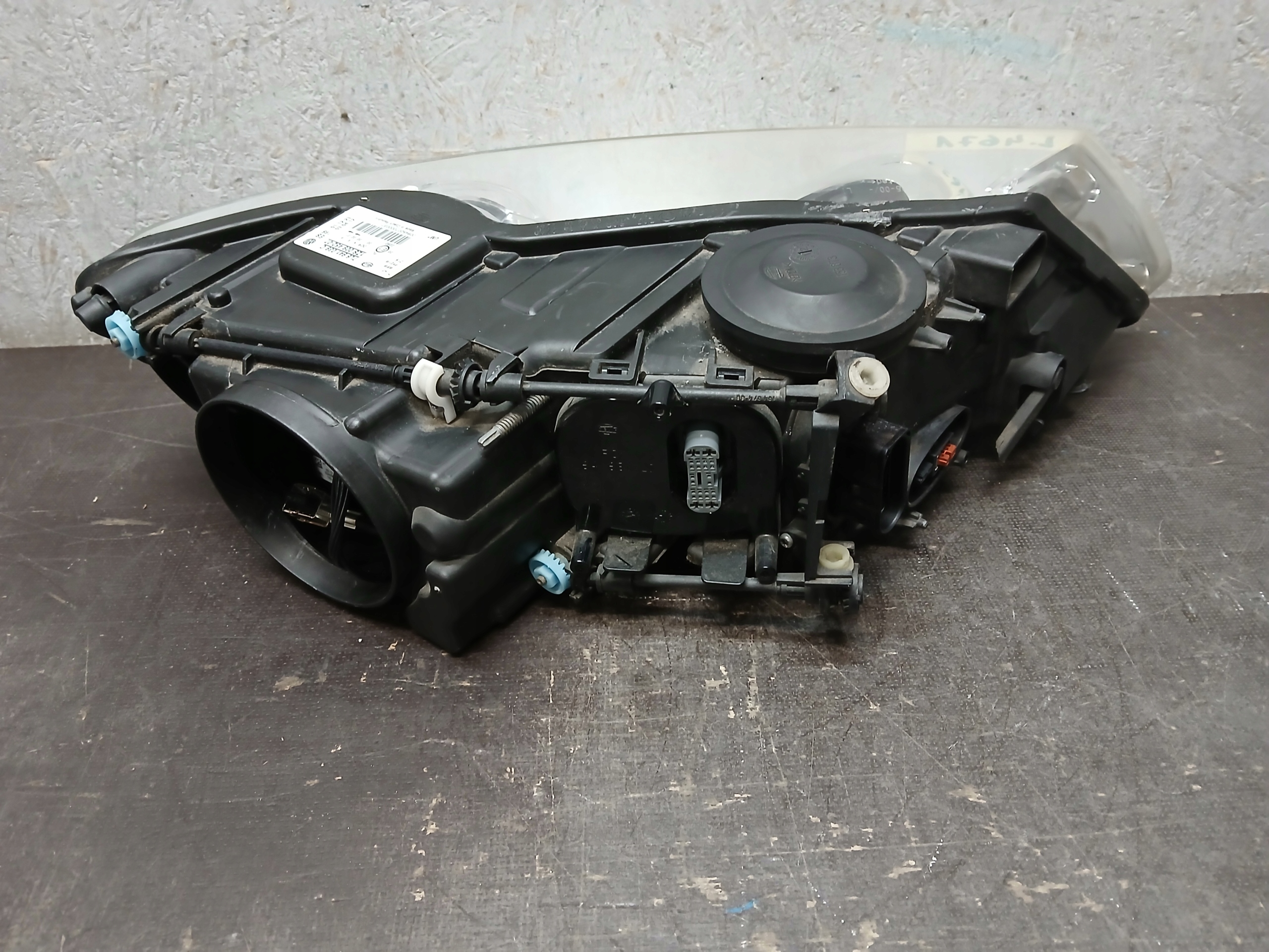 light front left VW TOUAREG XENON positioning LIFT 7L6941039C