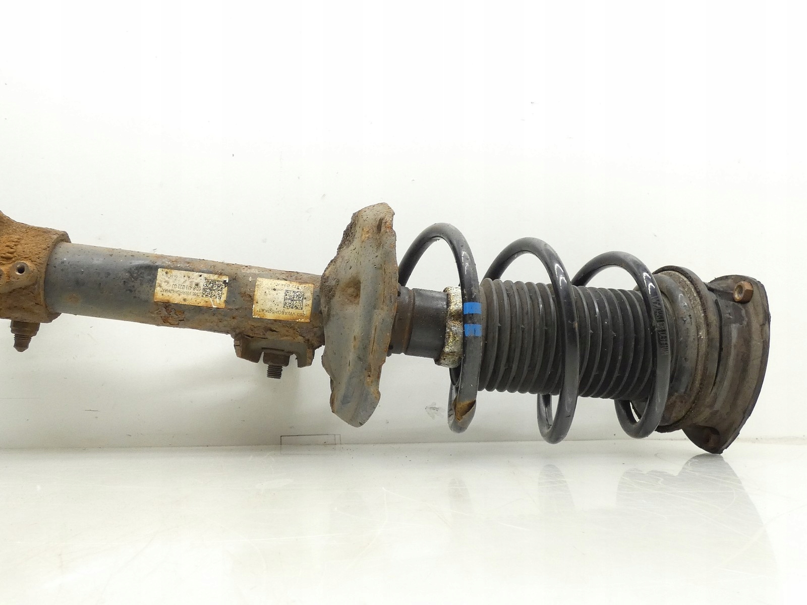 swing shock absorber McPherson right front front VW GOLF VII 5Q3412014A