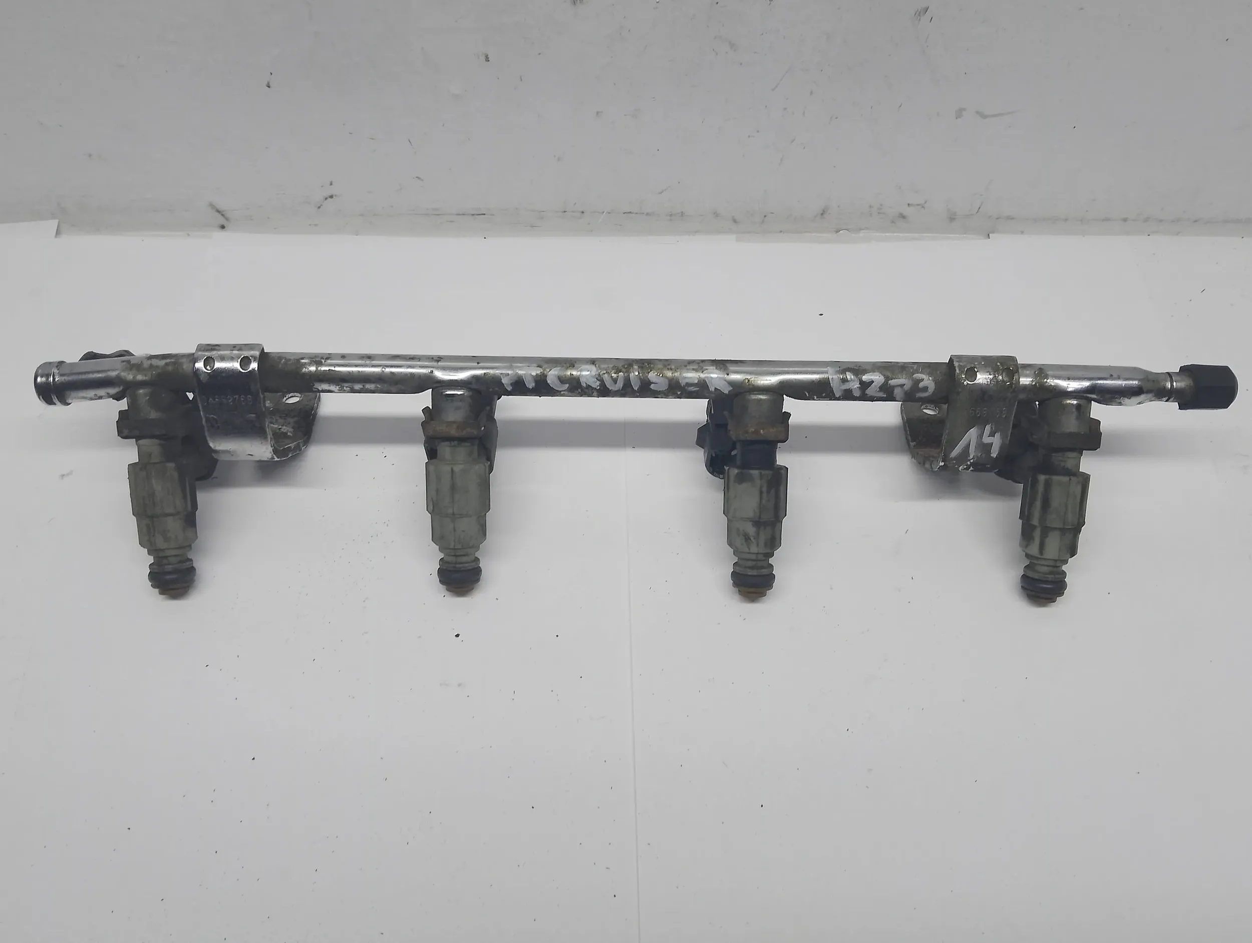 Rampe injection Chrysler Pt Cruiser 04669768