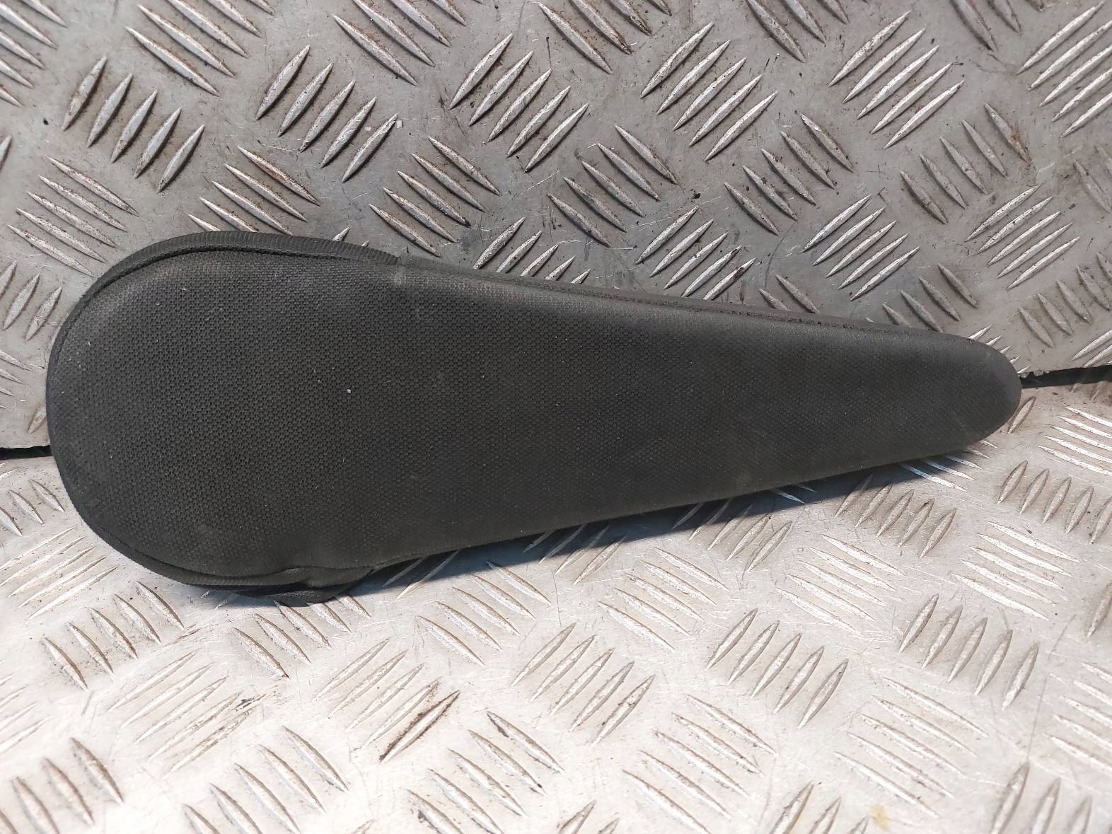 PODŁOKIETNIK LEWY MAZDA 5 I 2005R