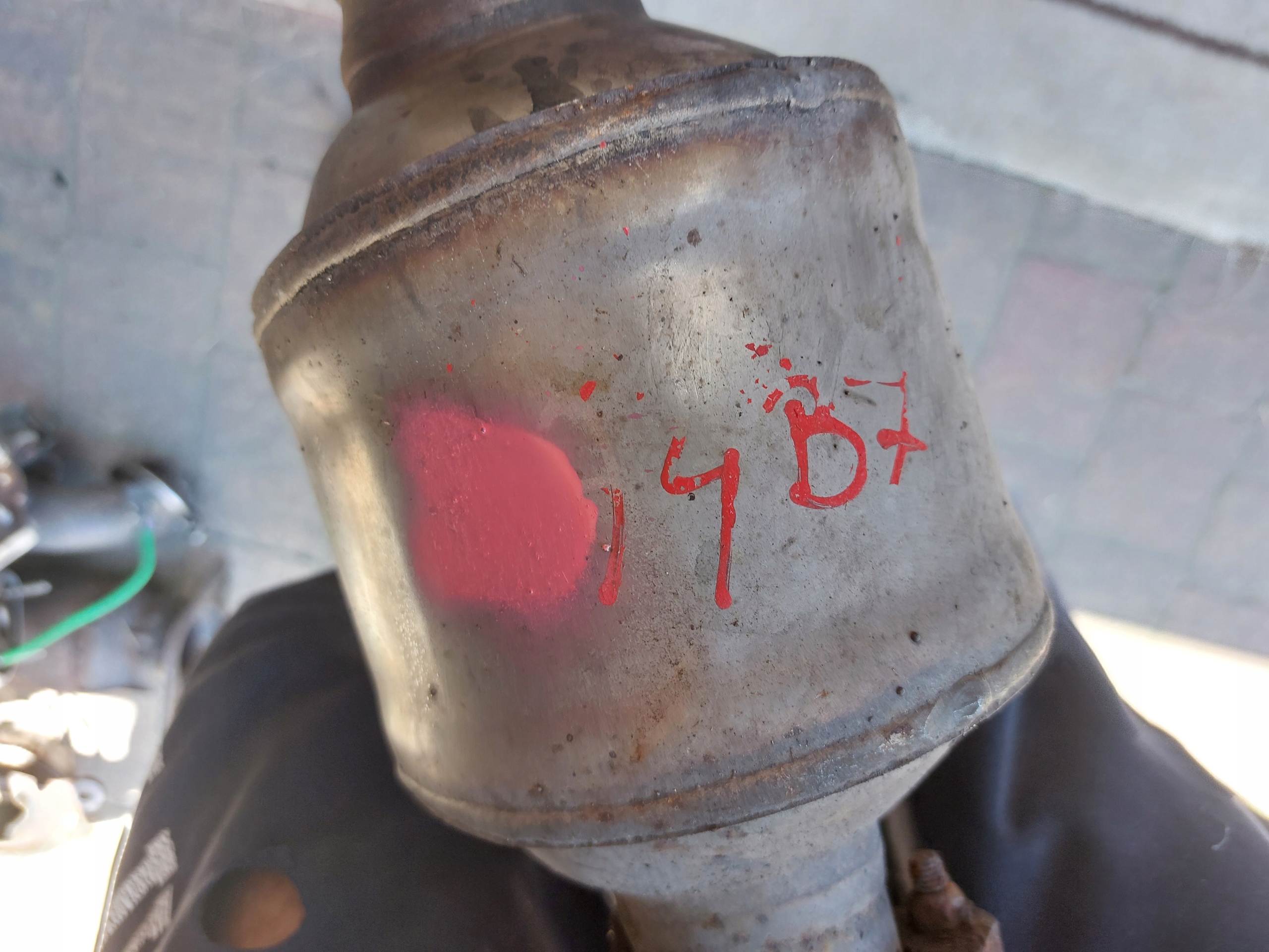 AUDI A4 B7 A6 C6 2.0 TDI catalyst DPF 8E0131701FM