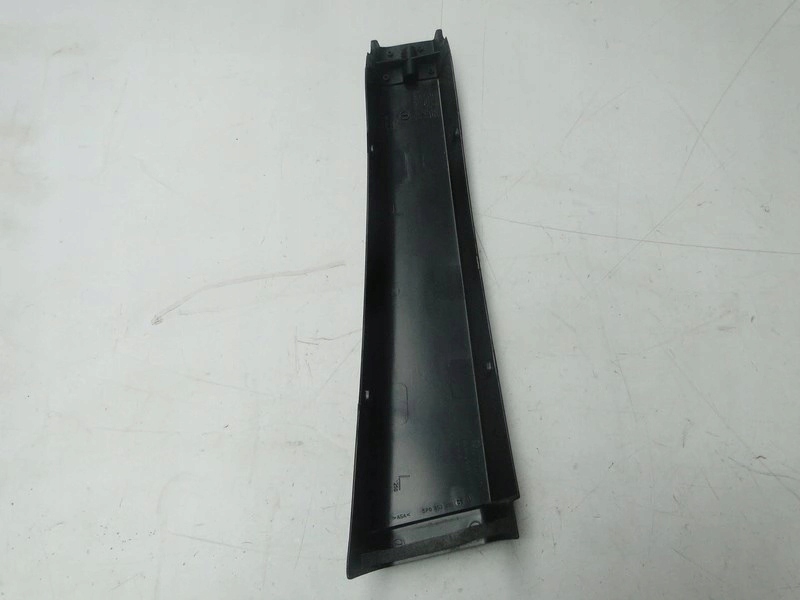 5P0853289C OSŁONA SŁUPKA ZEWNETRZNA SEAT 5P0 Typ samochodu Samochody osobowe