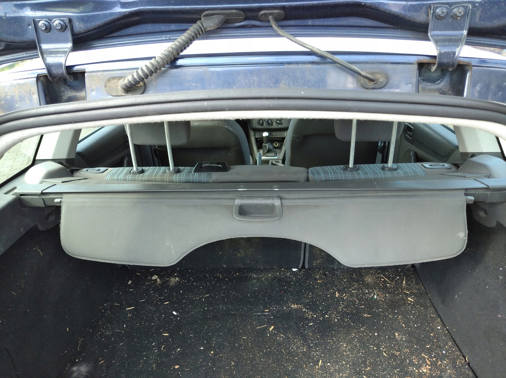 FORD FOCUS II MK2 KOMBI 04- blinds boot rear part rear