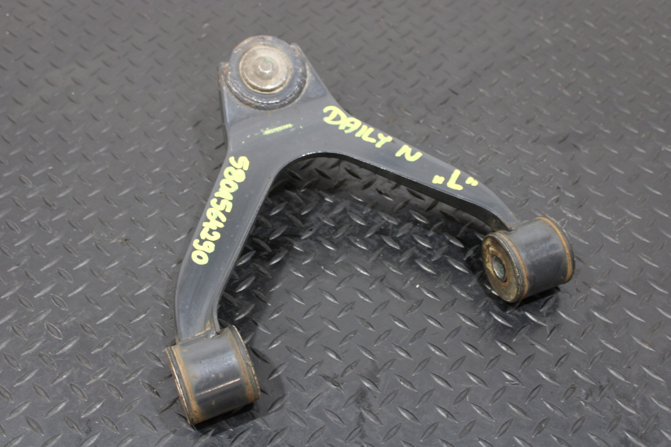 arm left front IVECO DAILY IV 4 9801564290