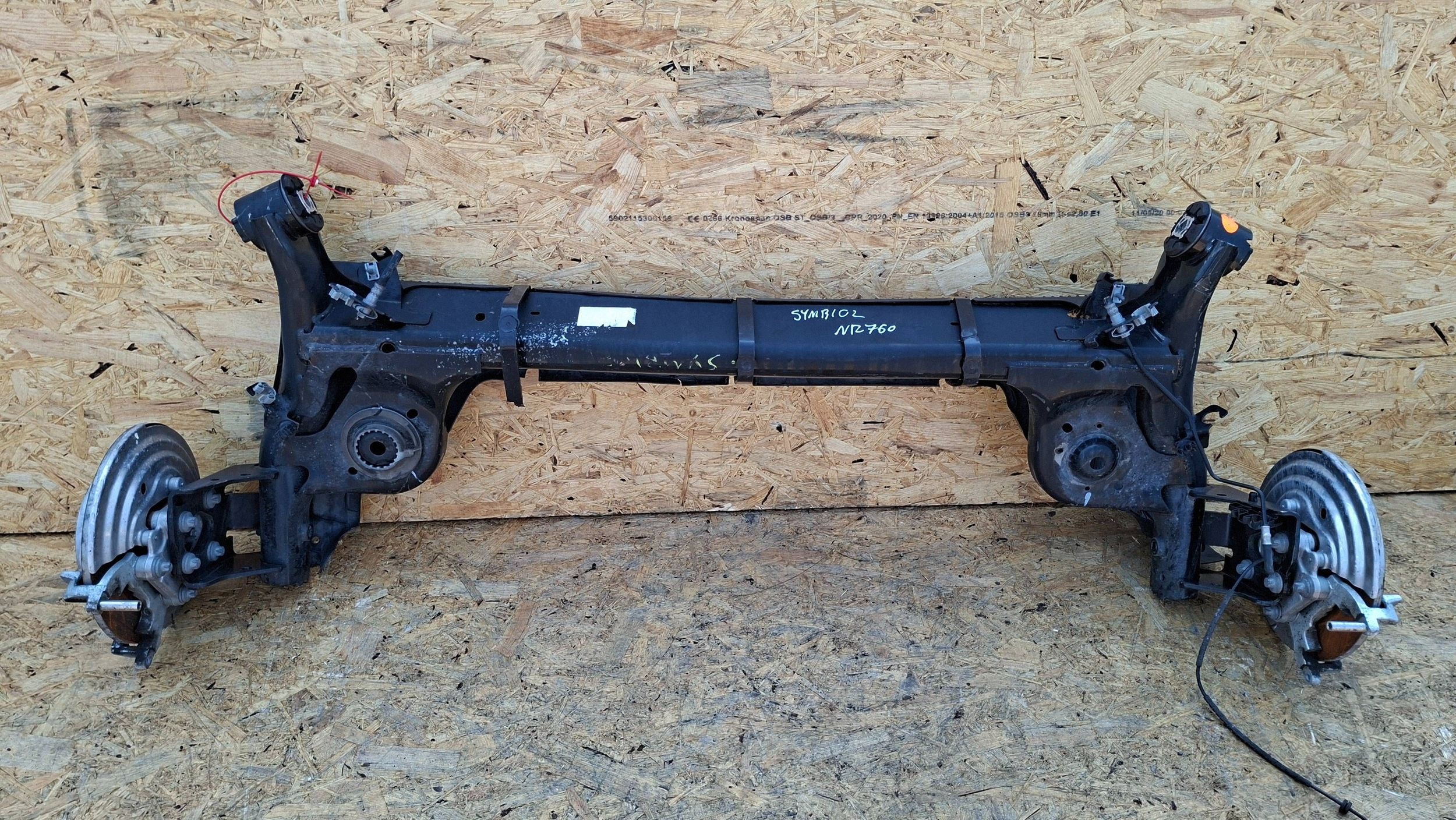 axis rear part RENAULT SYMBIOZ 2024
