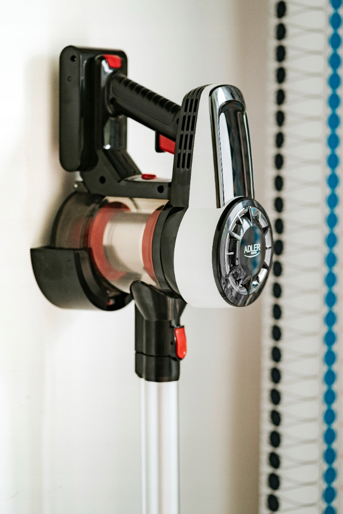 BEZPRZEWODOWY ODKURZACZ 2w1 PIONOWY RĘCZNY LED Waga produktu 2.42 kg