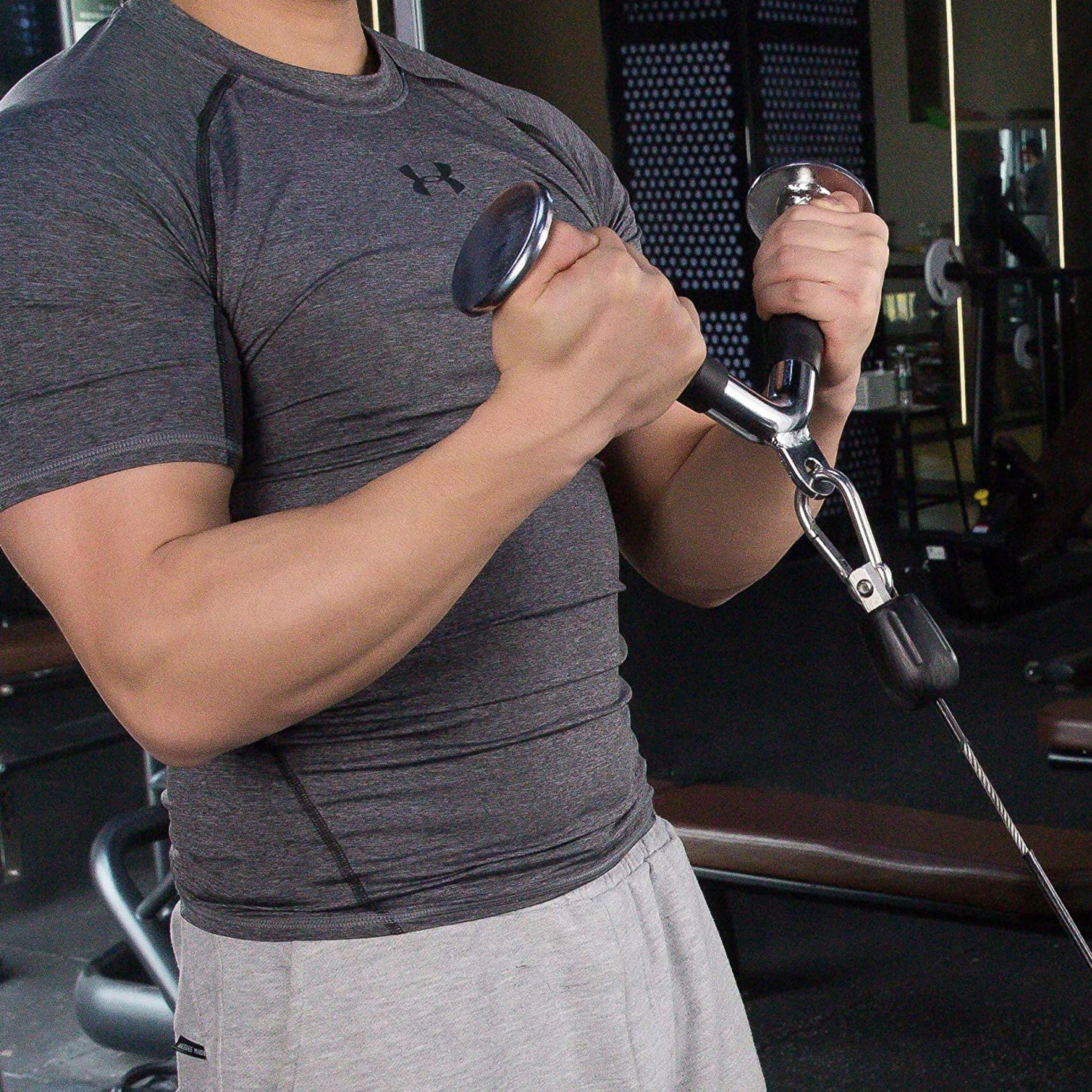 Uchwyt do wyciągu atlasu trójkątny triceps biceps Marka Activ/Space