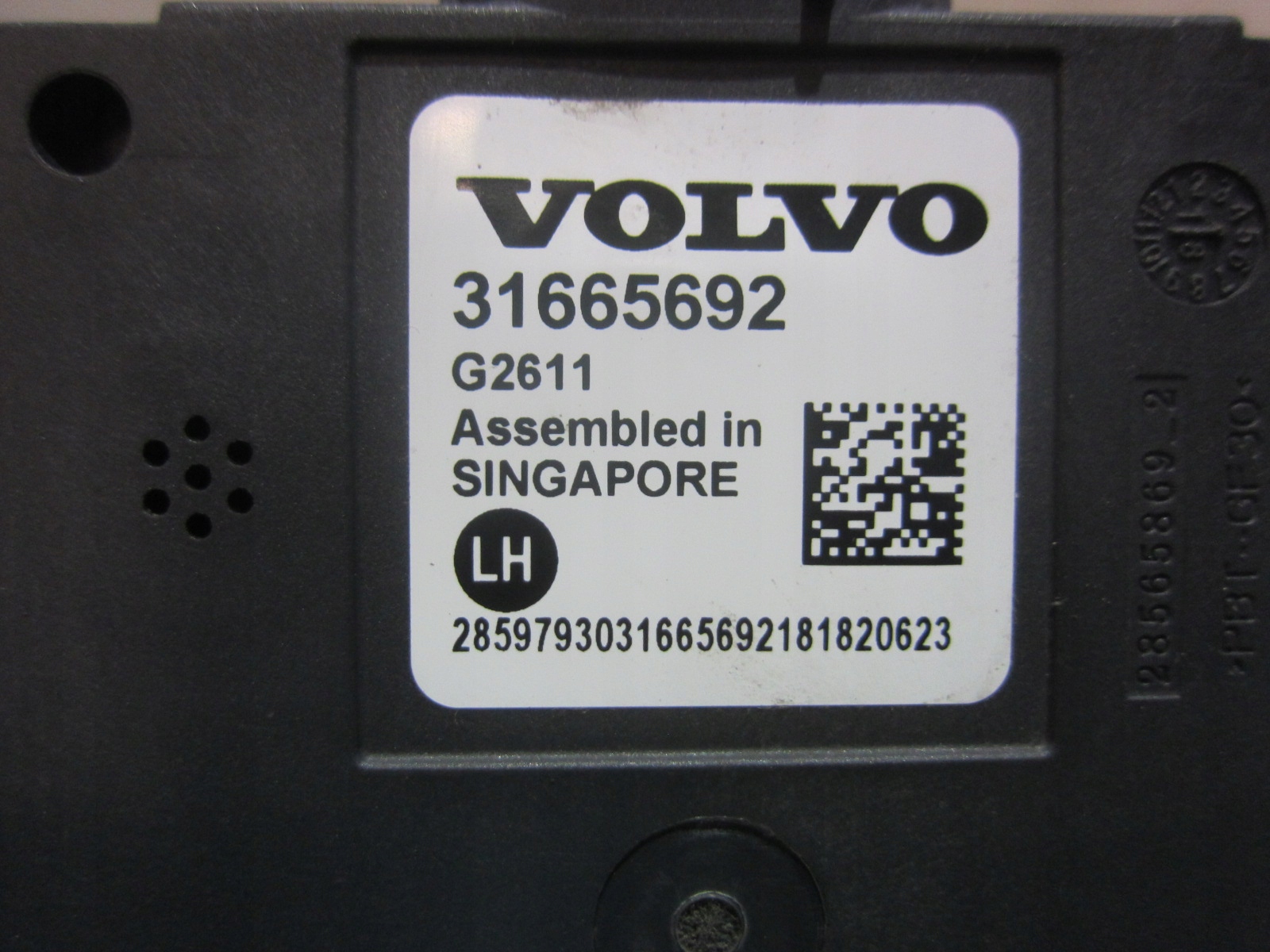 VOLVO XC60 II XC 60 left rear part module SENSOR RADAR MARTWEGO POLA 31665692