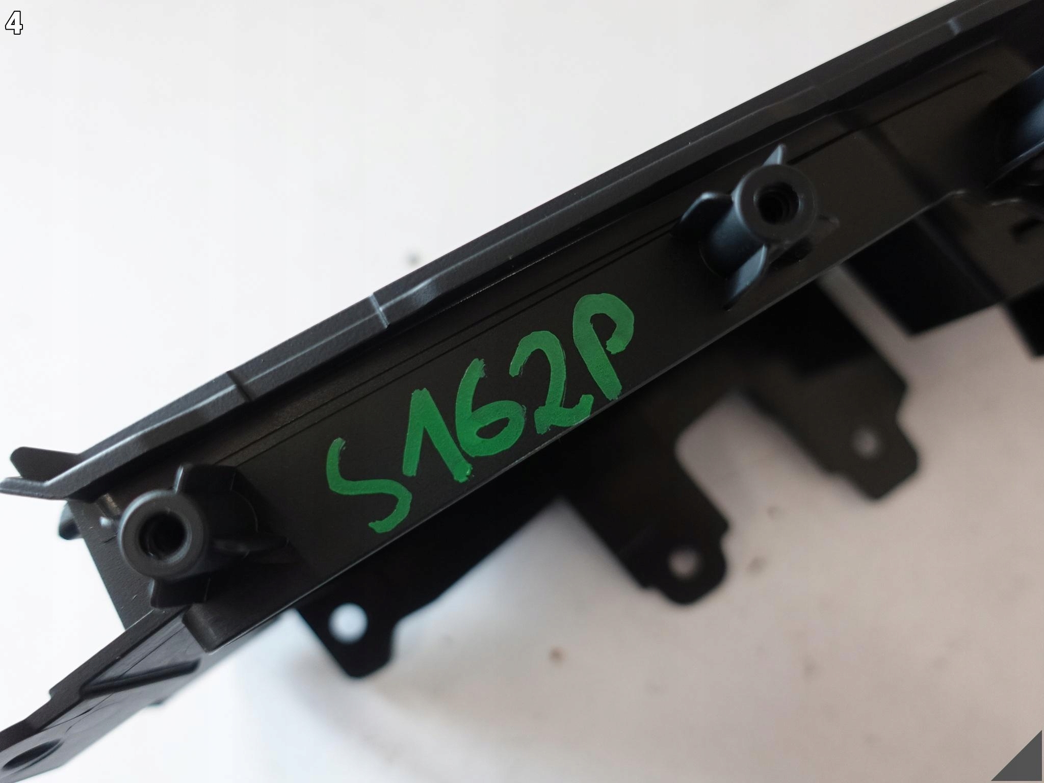 AUDI Q3 83A 83B F3 18-25 control panel windows cover door rear part right