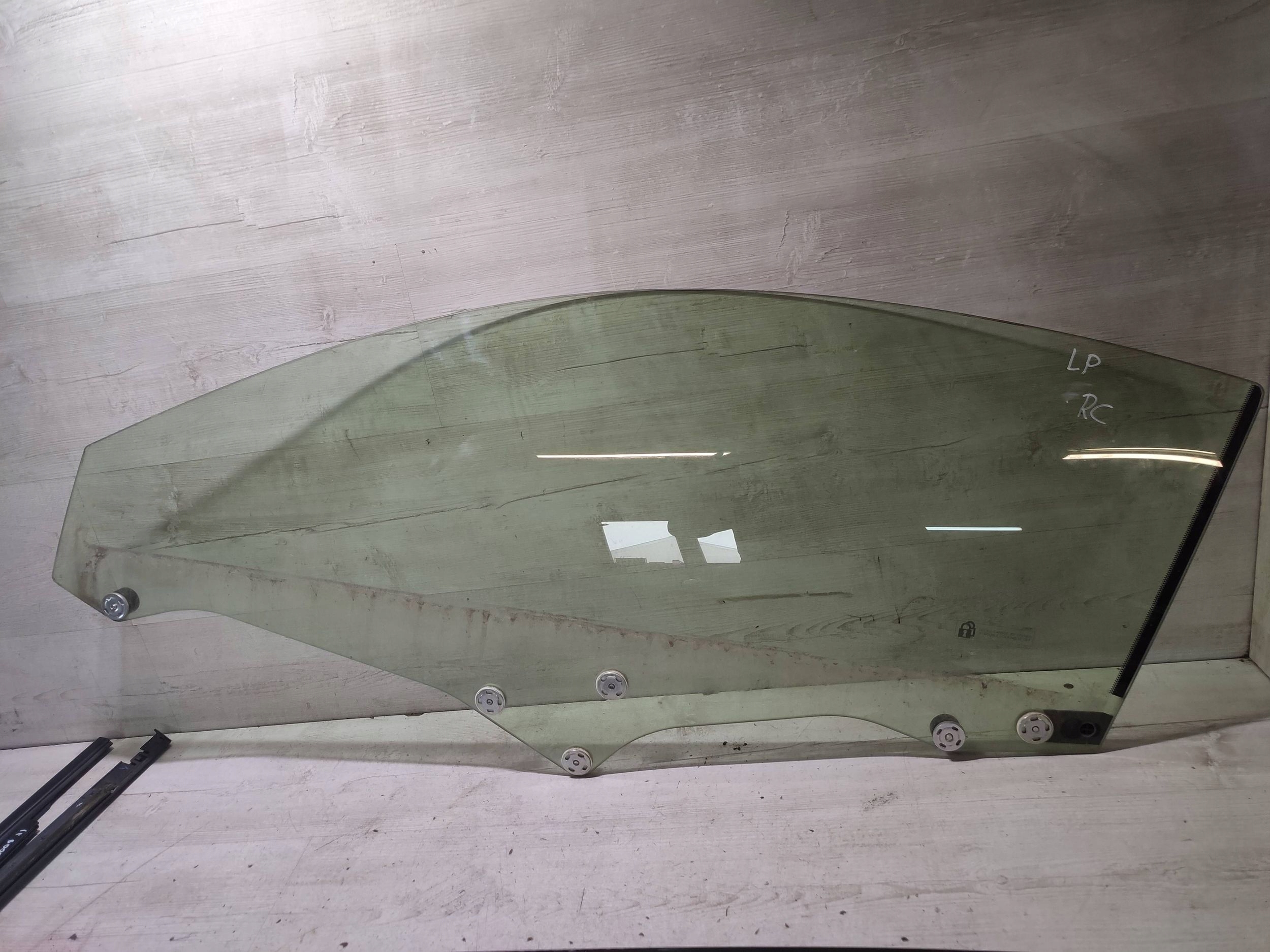 Lexus RC 2019 front side left window door