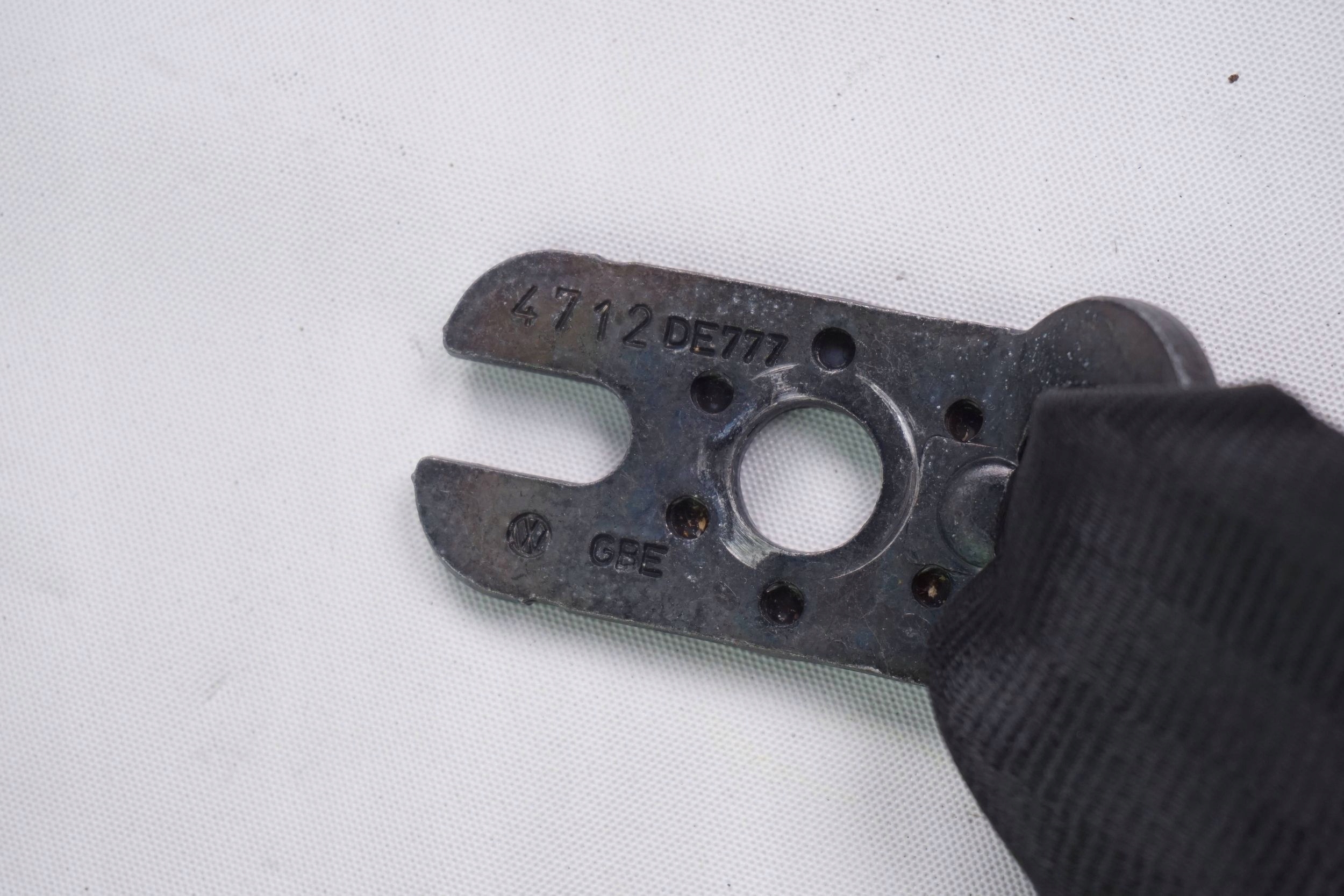 ремень безопасности vw UP 1S0857806B