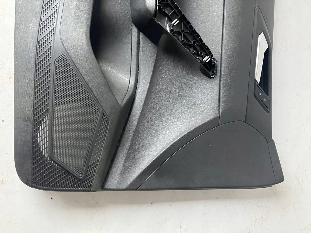 side door left front VW POLO 2G