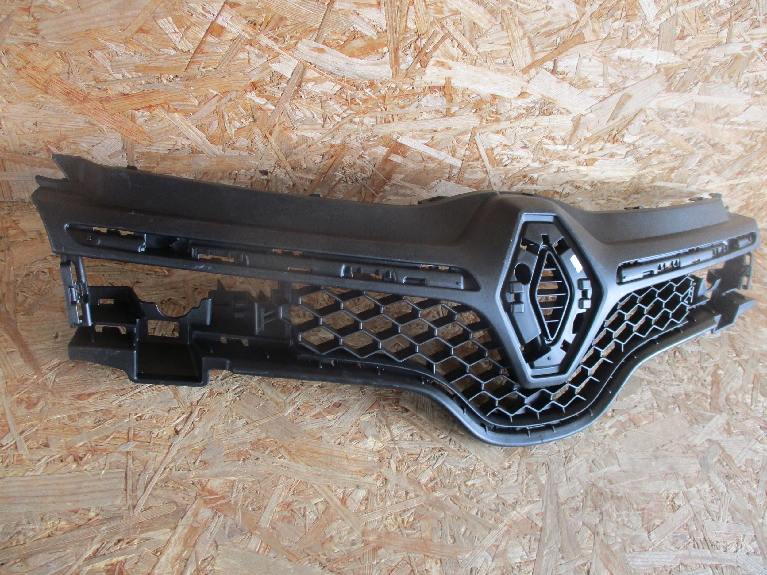 Grille RENAULT TWINGO III