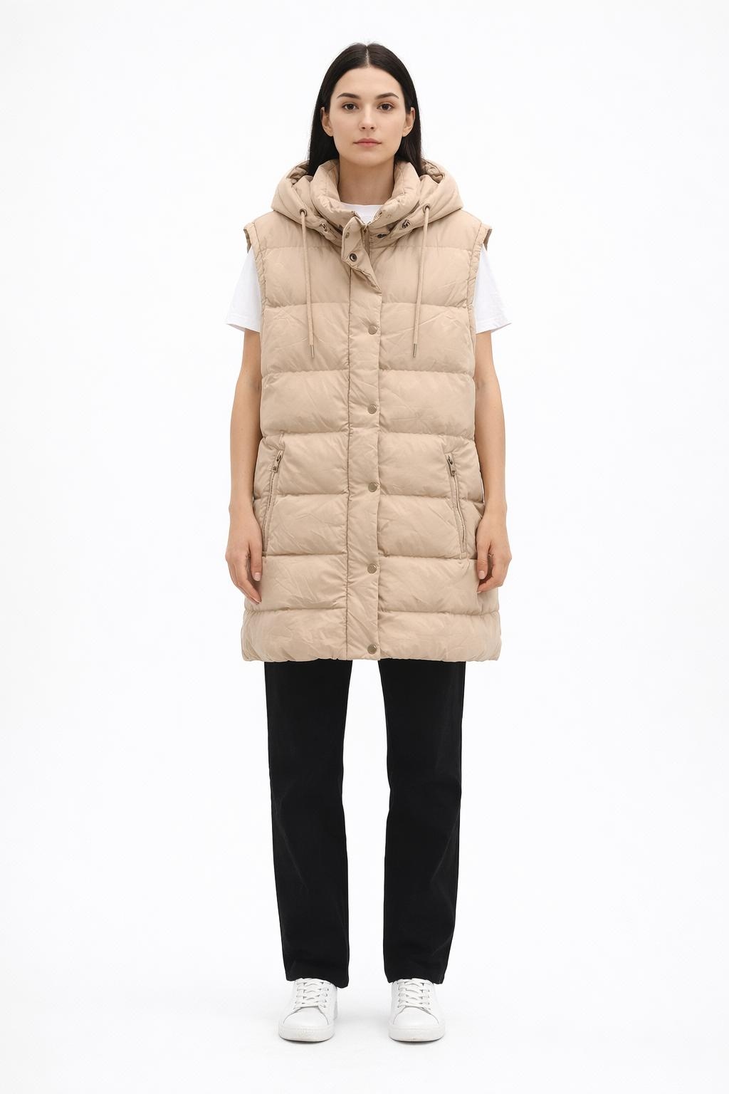 Guess Krémová Prošívaná Vesta S Kapucí A Patentkami L 2CA