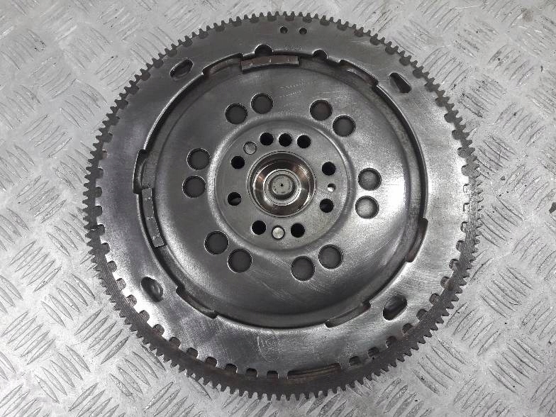 ДВУХМАССОВОЕ колесо MERCEDES W202 A6110301405