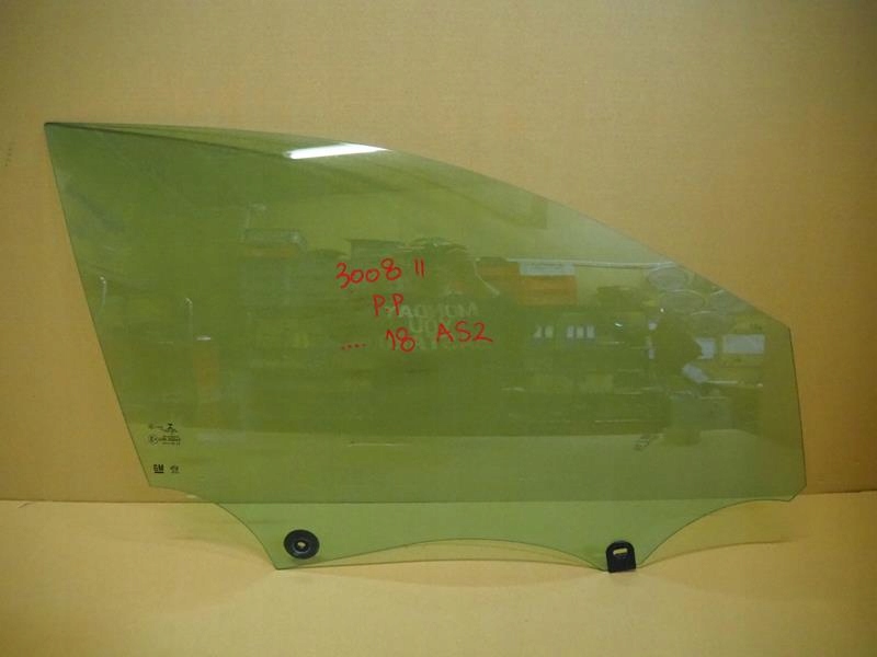 СКЛО 2018 ПЕРЕДНІ ПРАВІ ДВЕРІ PEUGEOT 3008 II