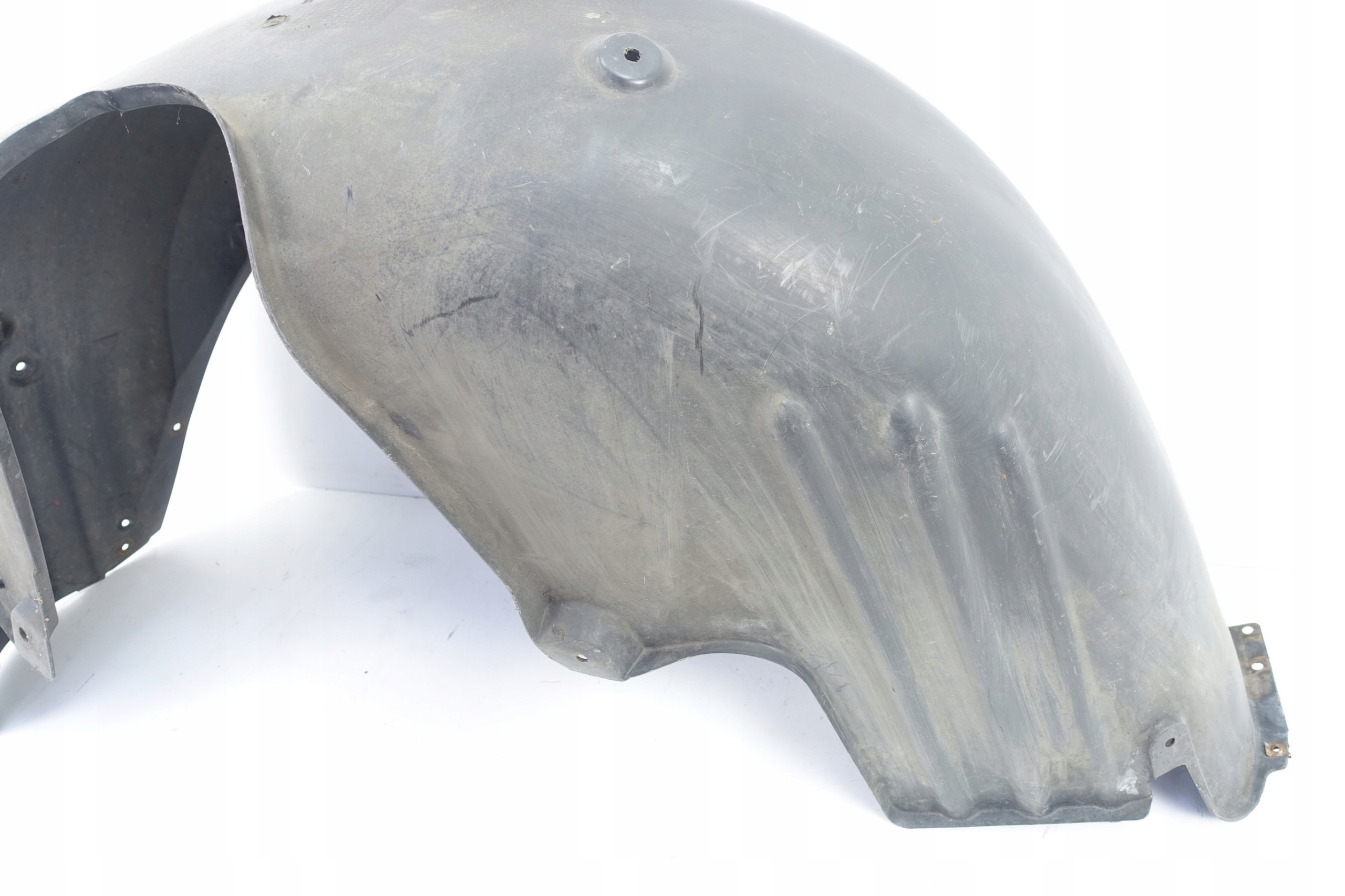 mudguard left rear part rear. BMW 7 E65 8223377