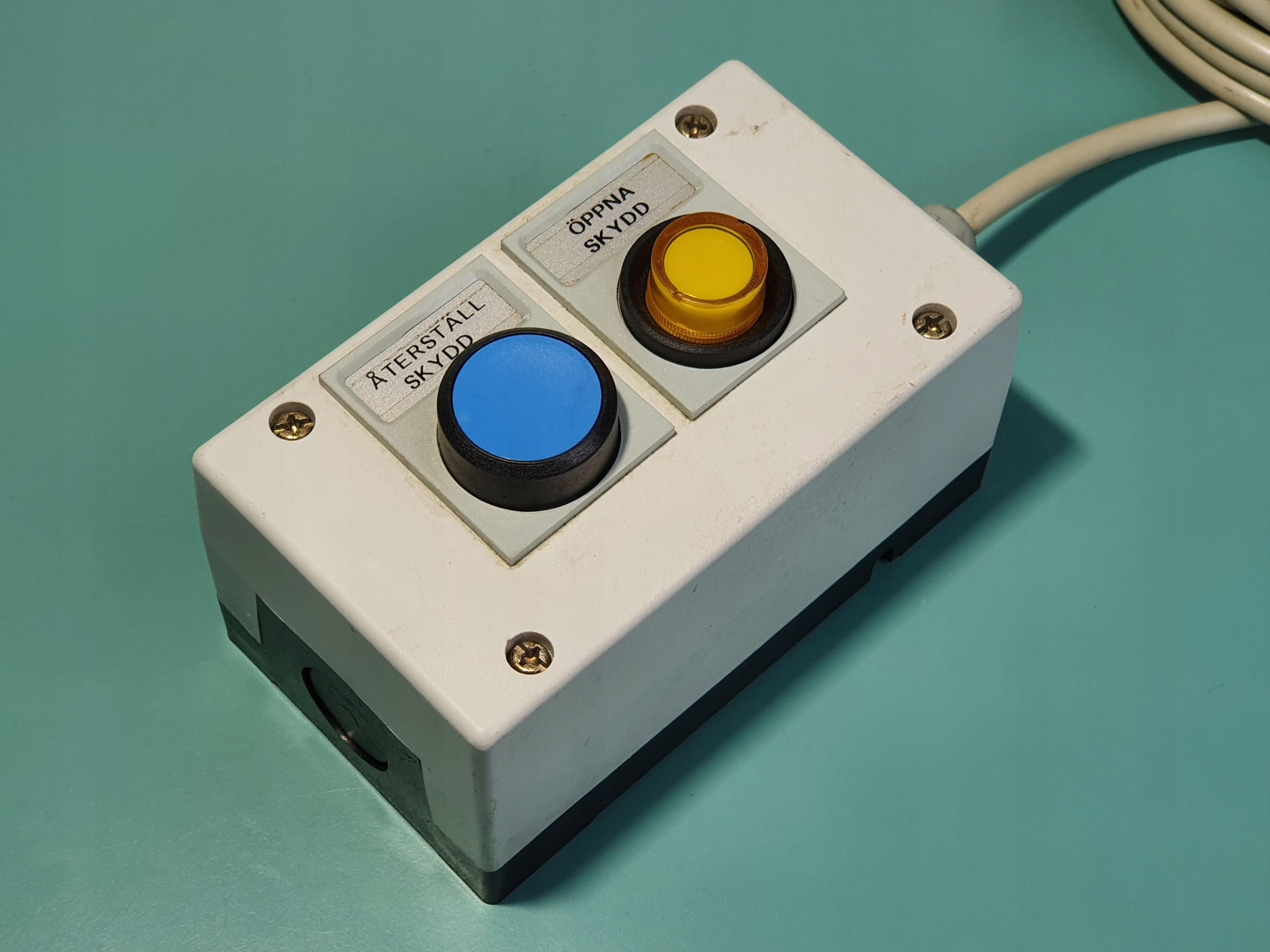 ABB KASETA 1NO + 1NO PRZYCISKI SAMOPOWRÓT ŻARÓWKA EAN (GTIN) 9771897160313