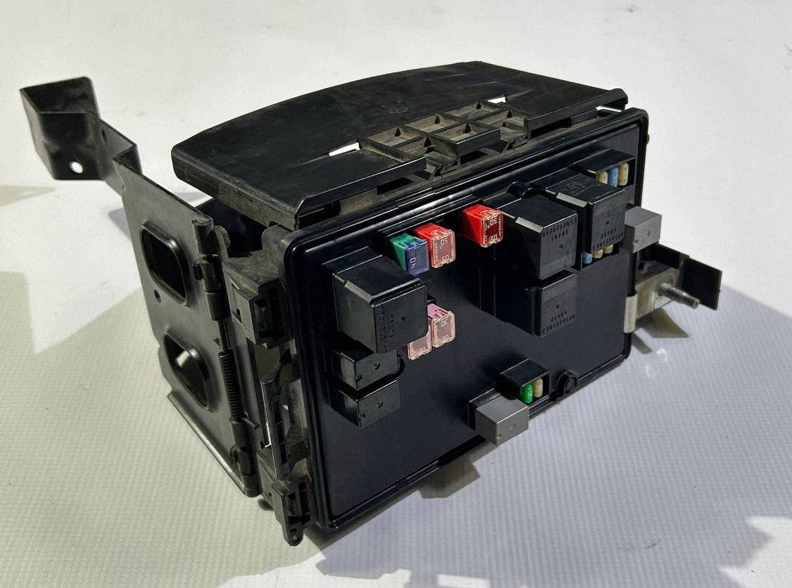 fuse box fuses complete Dodge Challenger 6.1 2008