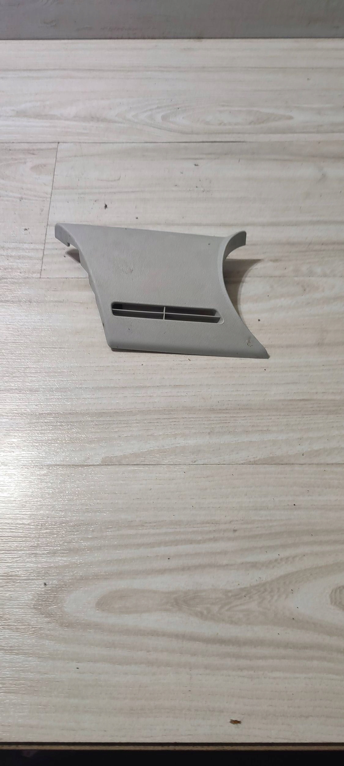 cover spoiler front side right Volkswagen Caddy 2K0858336
