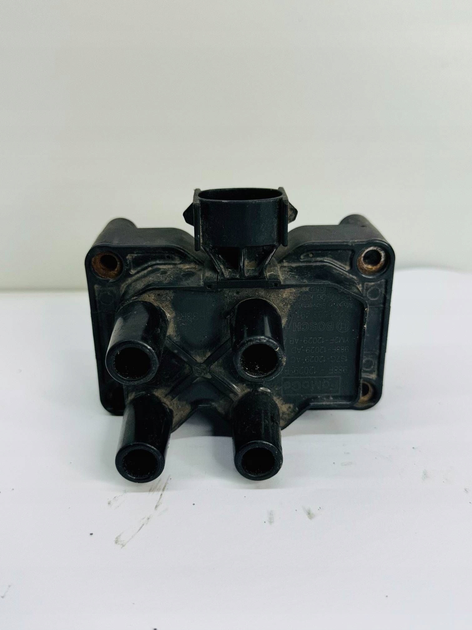 ford mondeo mk3 coil ignition 988f-12029-ba 1s7g-12029-ac
