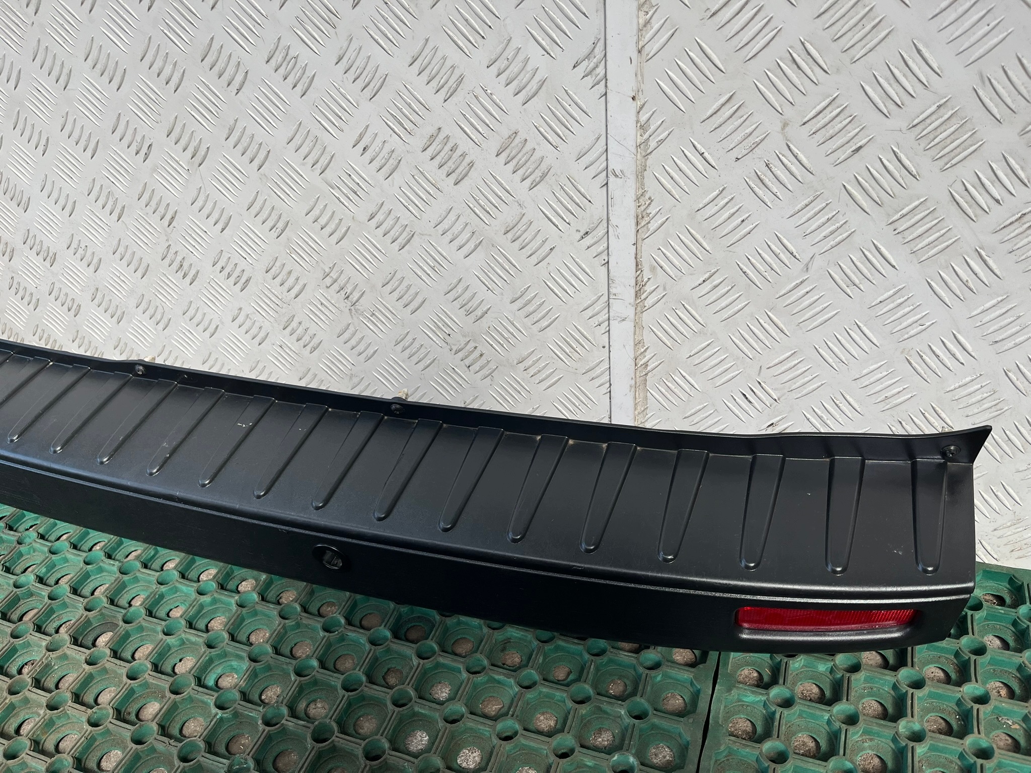FORD TRANSIT CUSTOM LIFT 18- bumper rear below PDC original BK21-17E962-AE