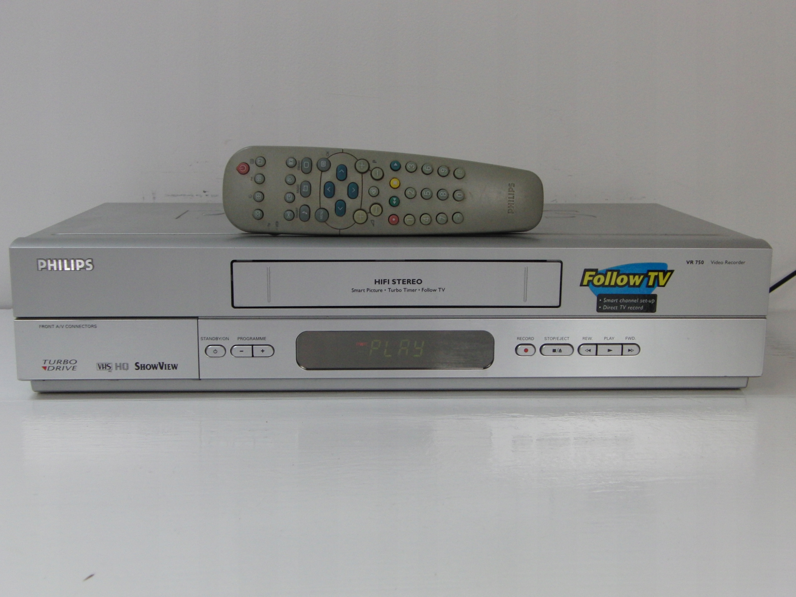 Видеомагнитофон VHS Philips VR 750