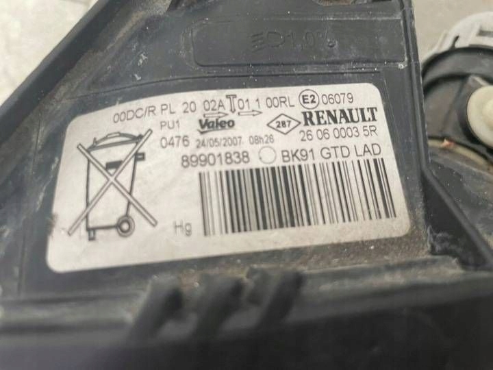 REFLEKTOR light front left RENAULT LAGUNA III XSENON 260600035R as new