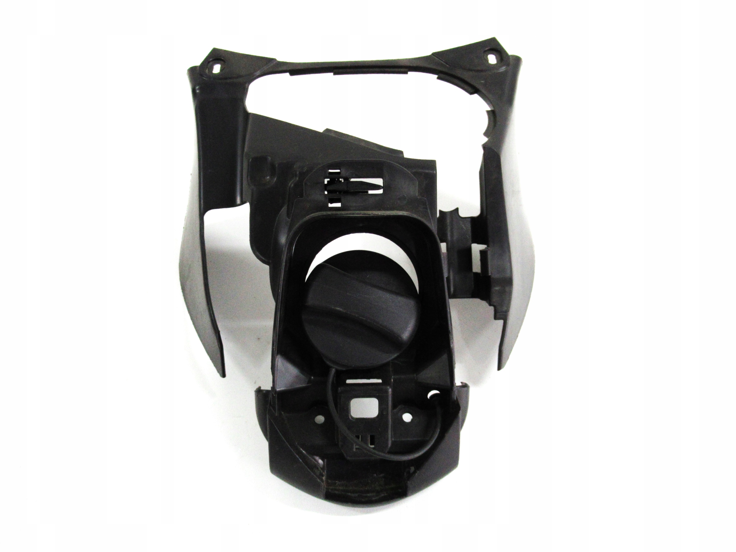 12341010123 - BMW C 600 SPORT крышка топливного бака крышка