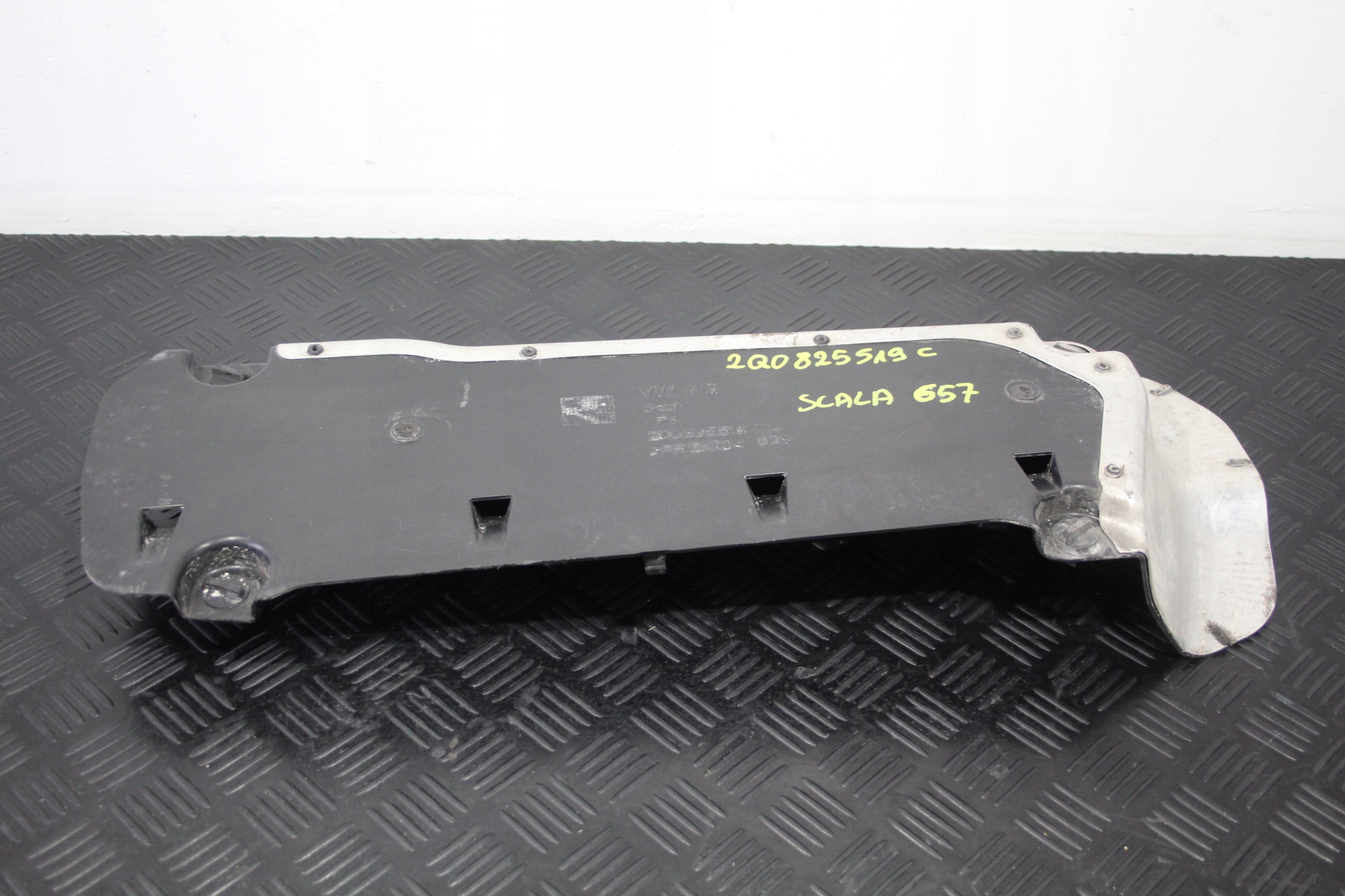 ABDECKUNG BLENDE ABDECKUNG UNTERFAHRSCHUTZ SKODA SCALA 657 2Q0825519C