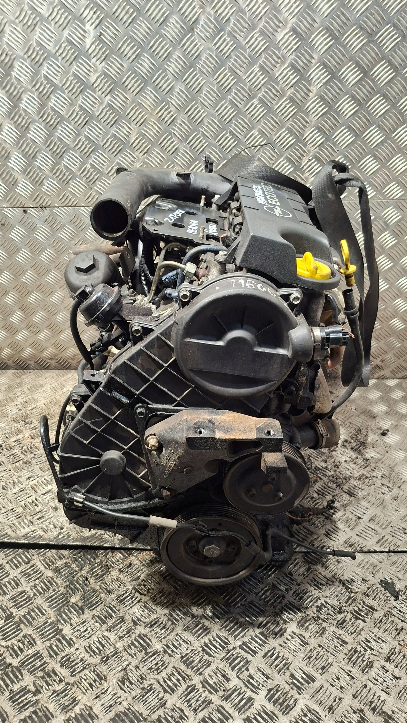 engine pillar Z UKLADEM PALIWOWYM OPEL MERIVA A Z17DTH