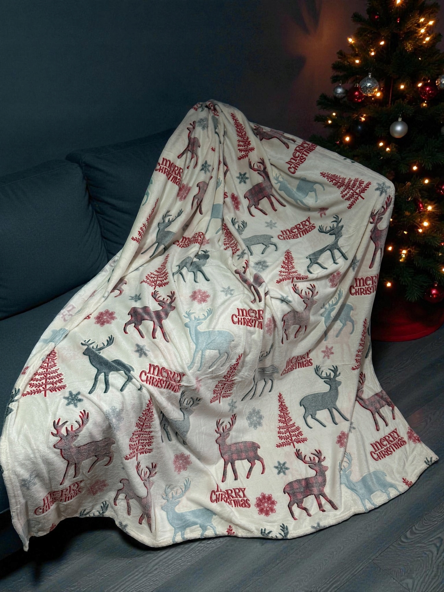 KOC KOCYK POLAROWY ŚWIĄTECZNY DZIECIĘCY ŚWIECĄCY W CIEMNOŚCI 150X200 CM Szerokość produktu 150 cm