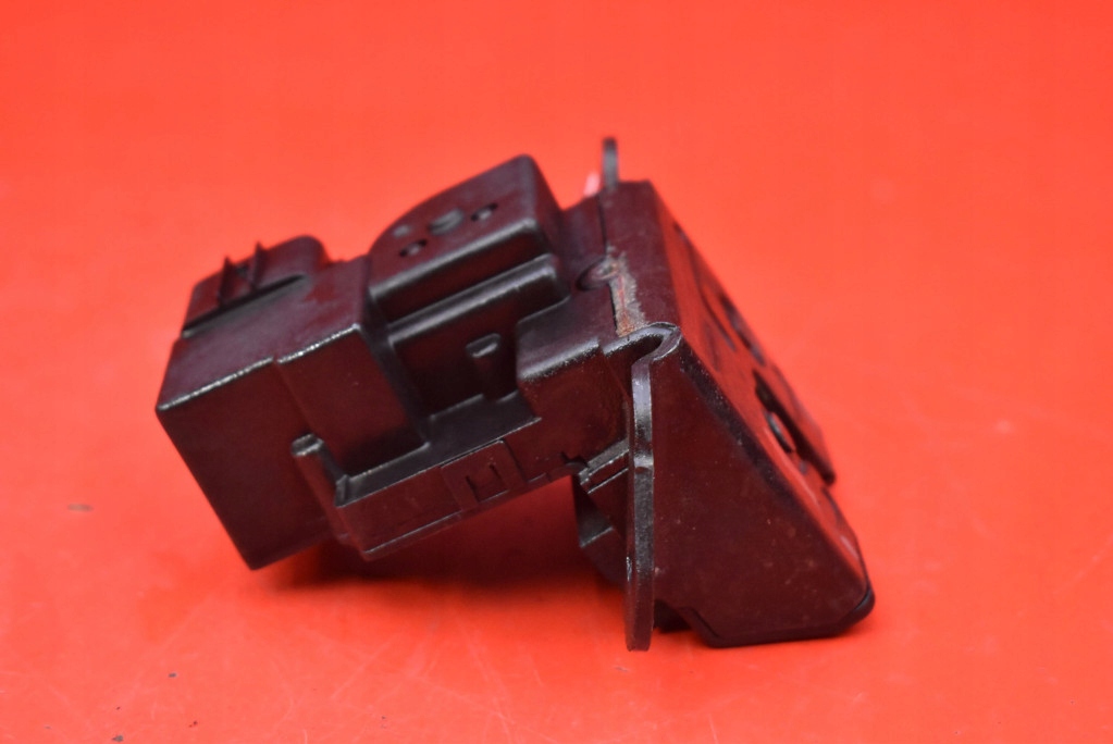 lock bonnet rear part boot KIA CEED 1 and KOMBI 07-10