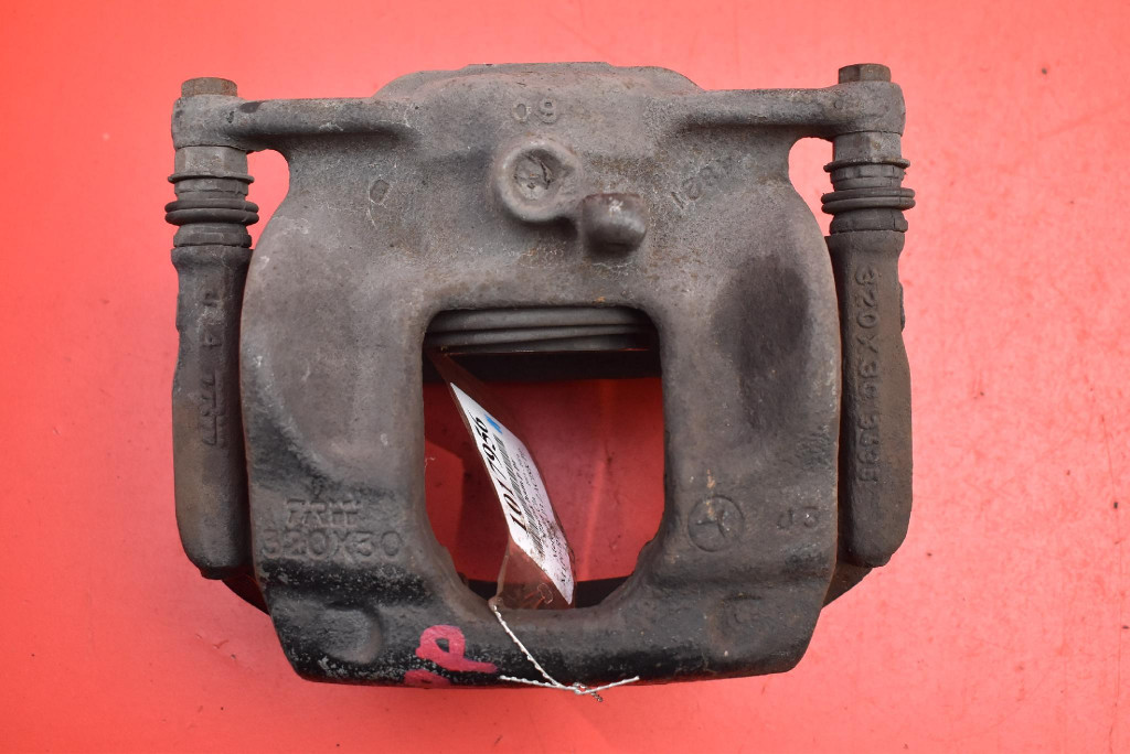 caliper brake right front MERCEDES CLA C117 2.0 CGI 211 KM 13-16