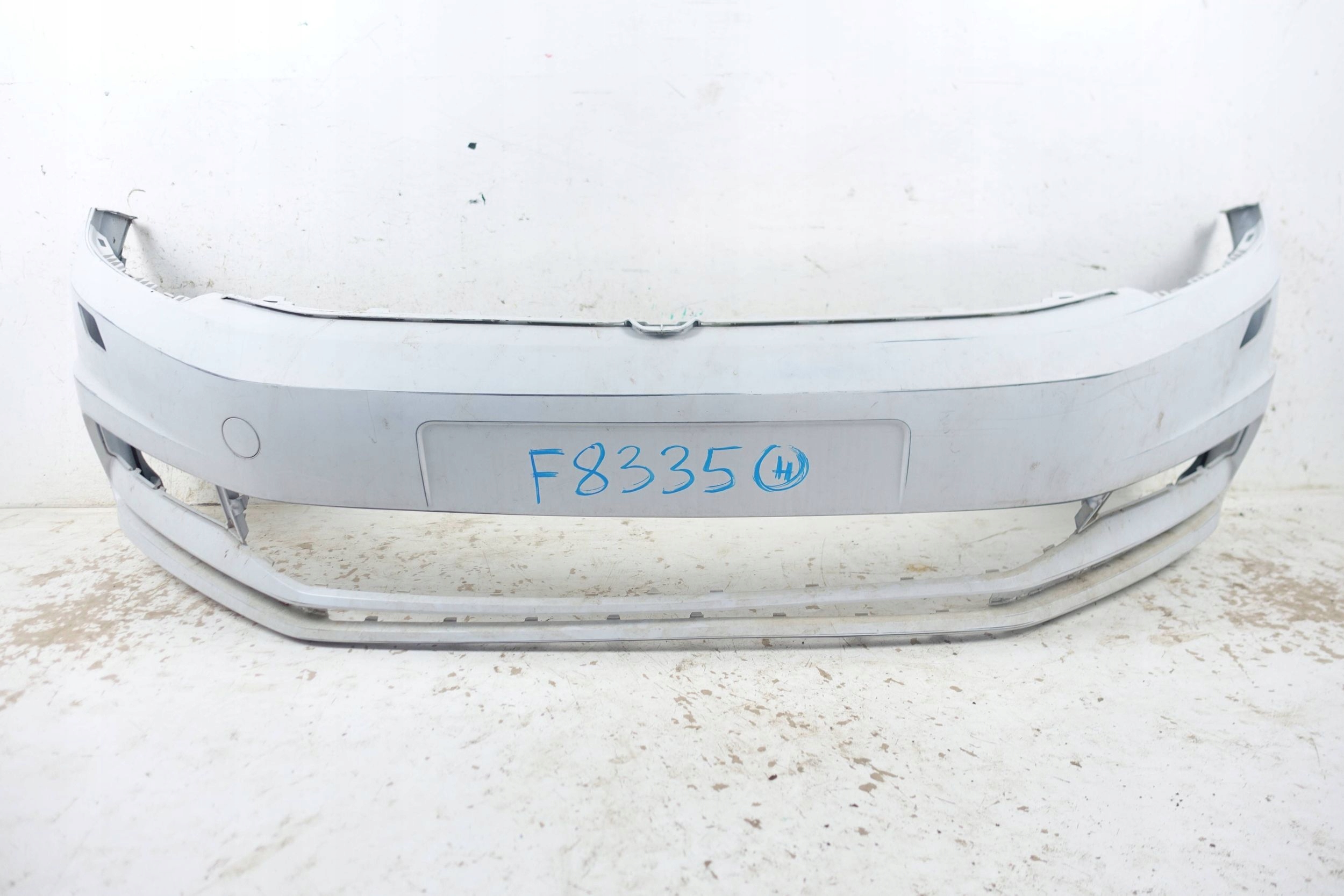 bumper front front VW TOURAN III 5TA 2015- washers 5TA807221AL