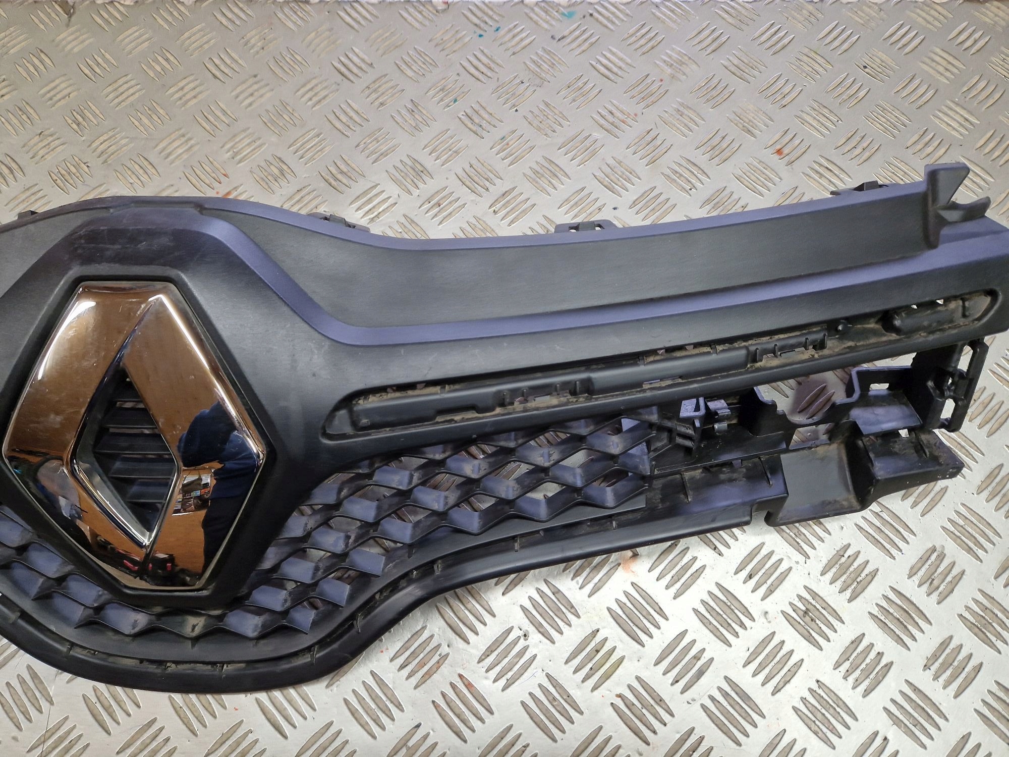 grille RENAULT TWINGO III 2014R->