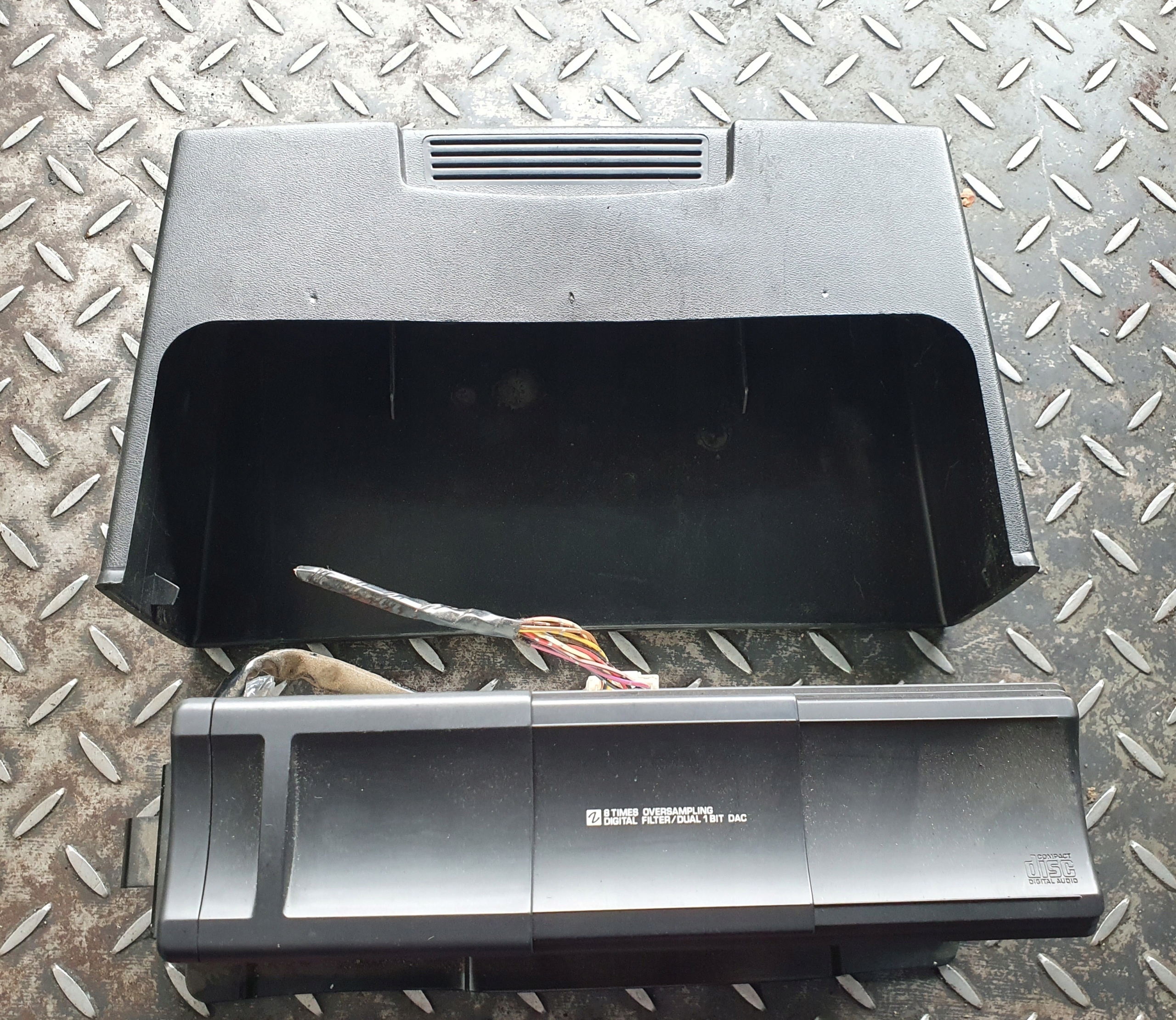 ZMIENIARKA CD PRIMERA P11 CLARION CAA-355