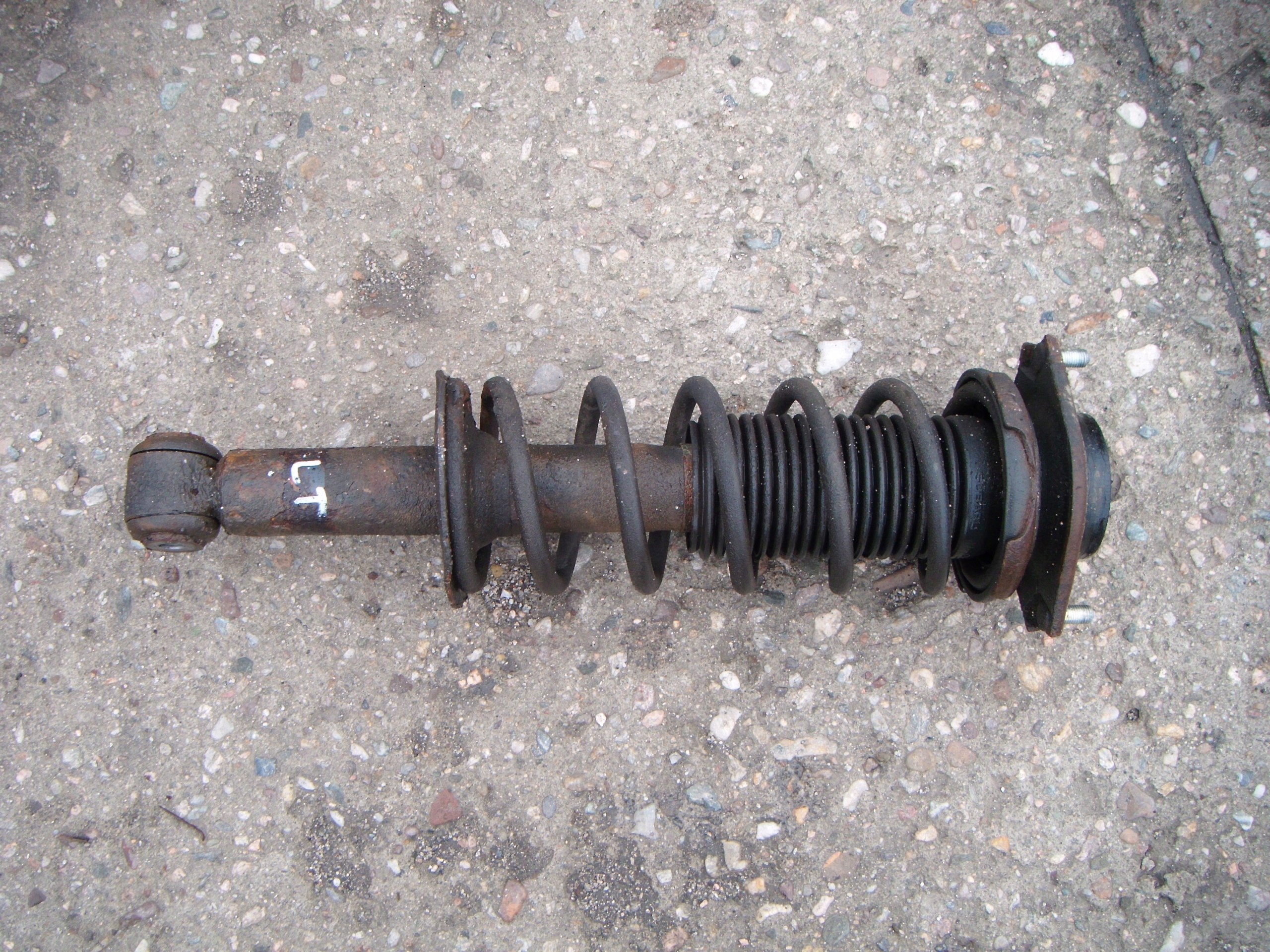 SUBARU IMPREZA III GH 1.5 AMORTYZATOR SPRĘŻYNA L.T