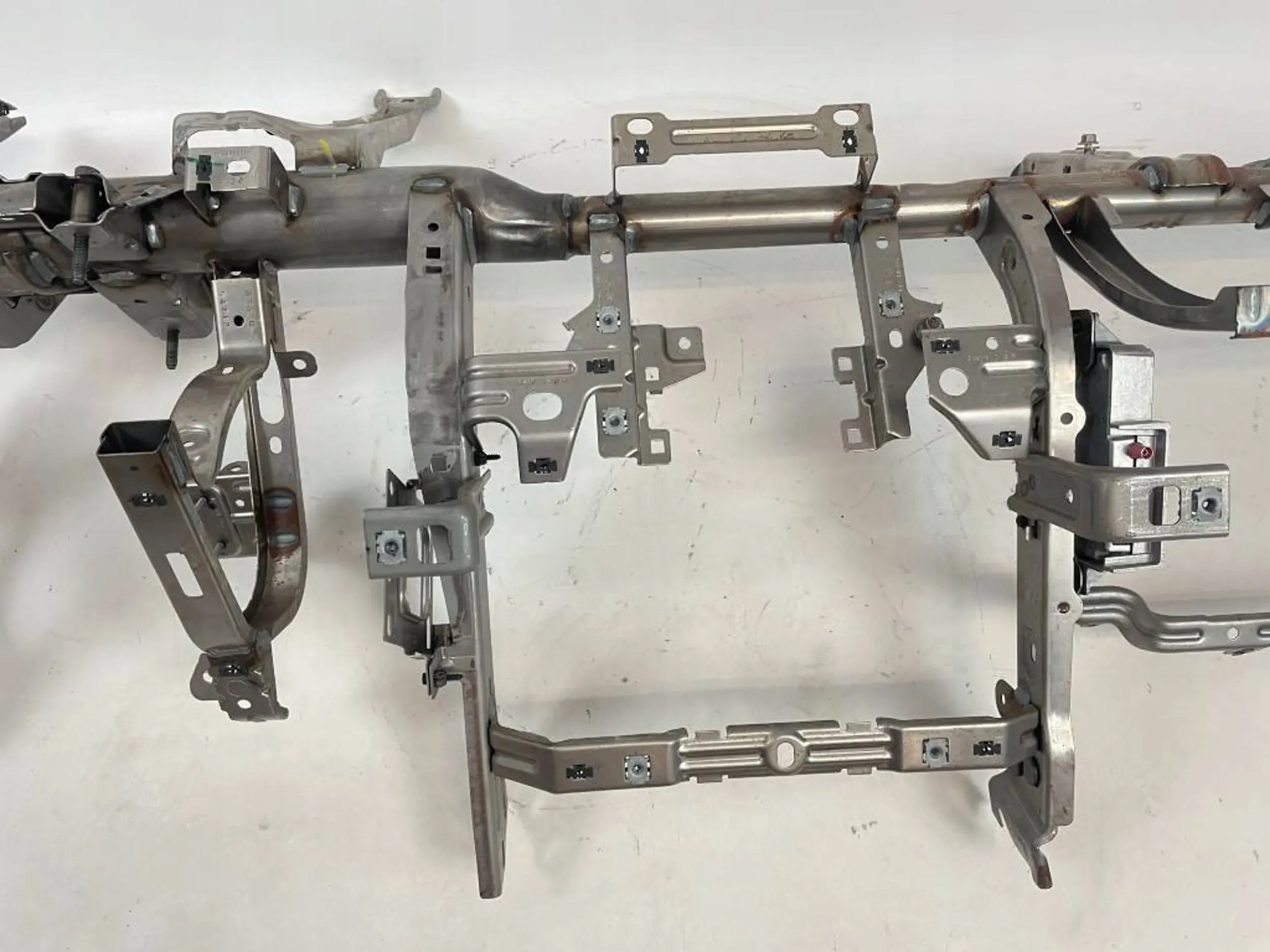 Support du tableau de bord rozdzielczej RAM TRX 2019-2024