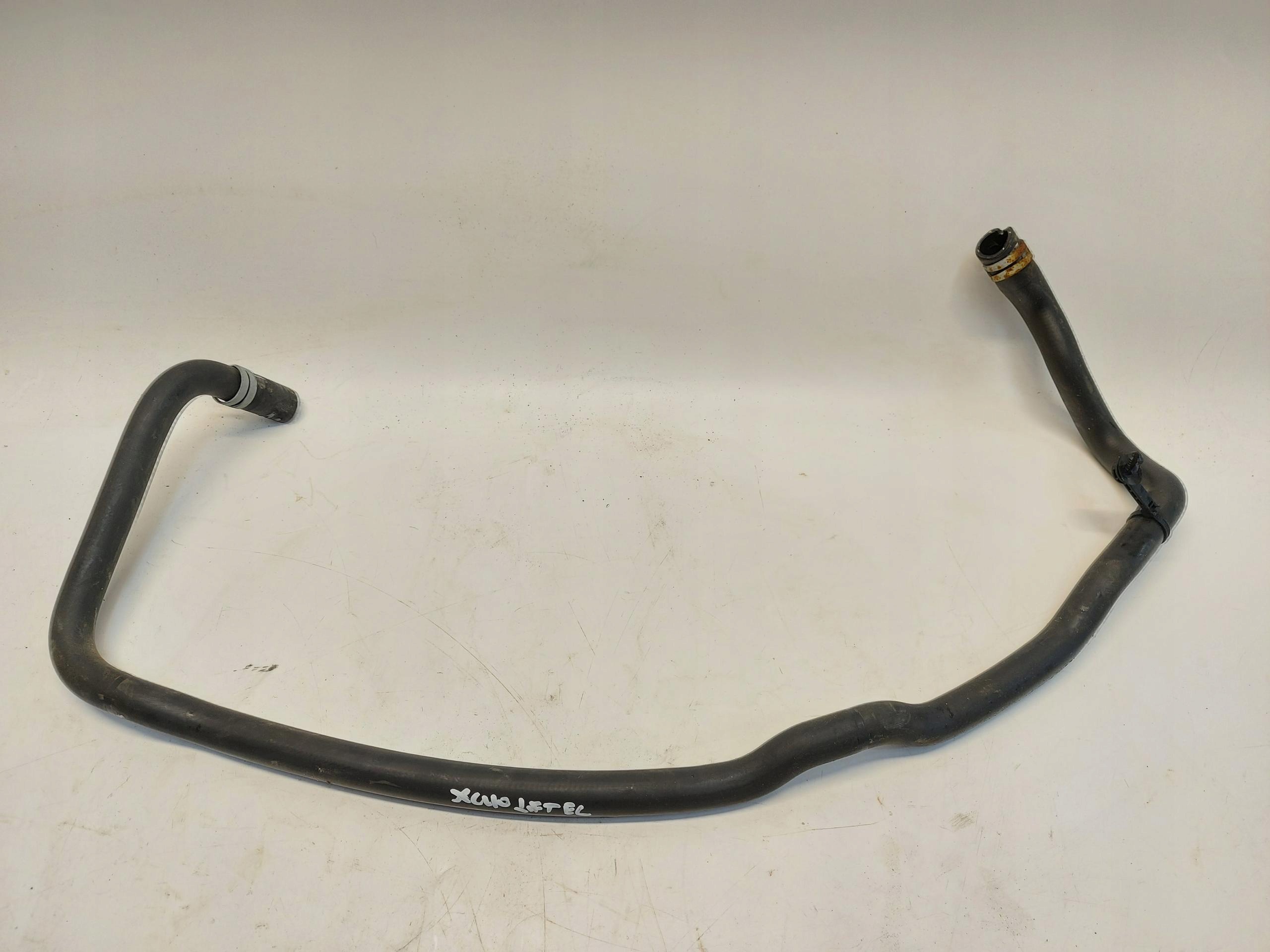 VOLVO XC40 LIFT prijenos cijev vode 32138730