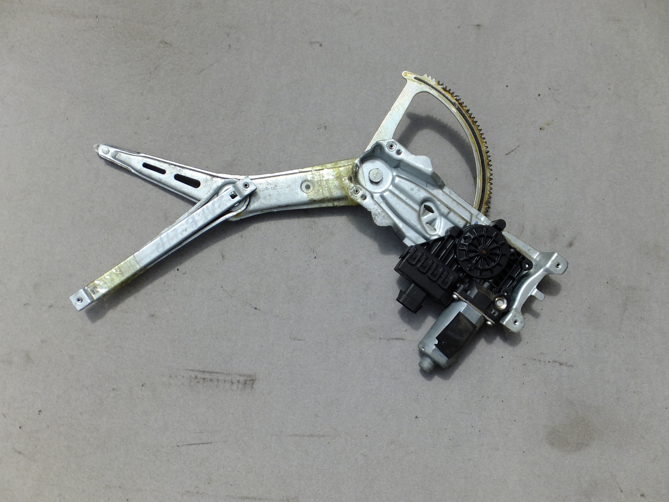 mini motor window regulator left front opel zafira b 2005r